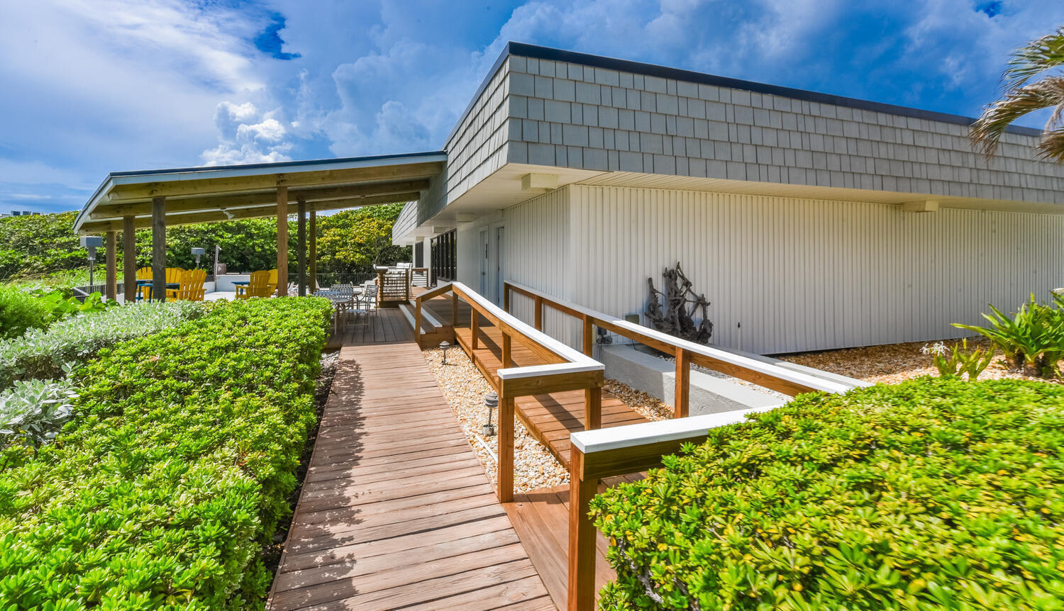 1357 NE OCEAN #317, Stuart FL 34996