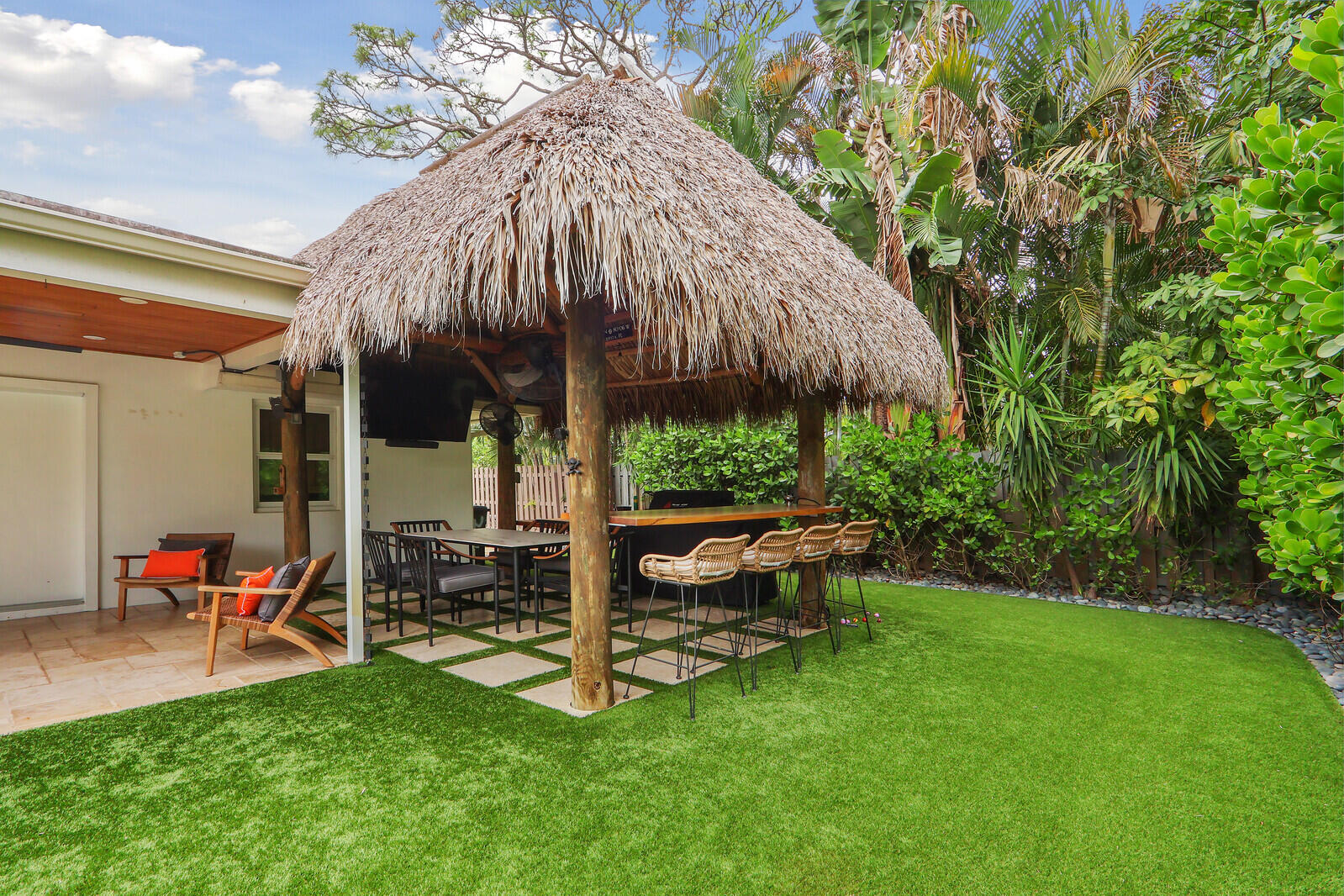 354 COUNTRY CLUB, Tequesta FL 33469