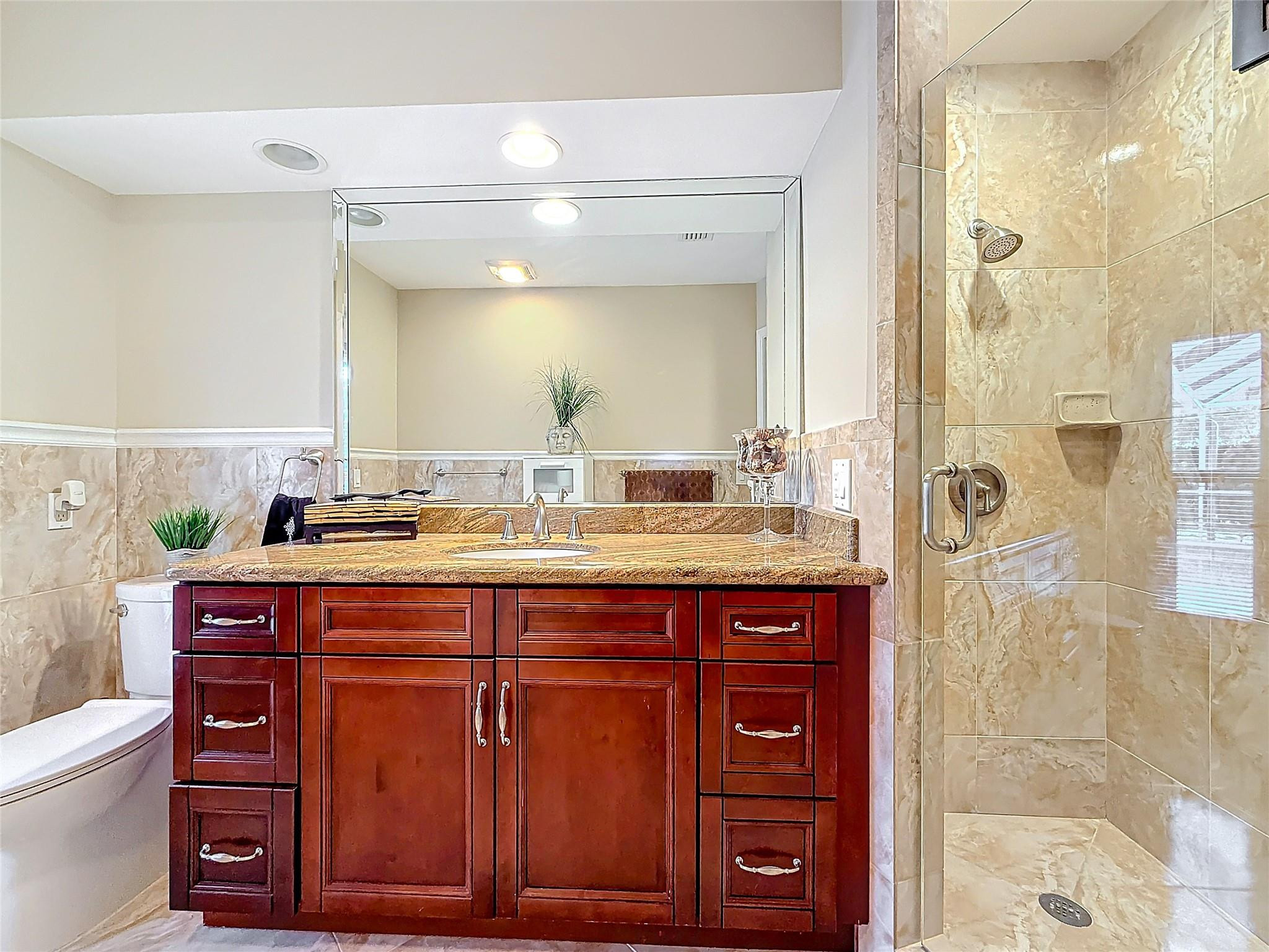 4100 NE 25TH, Lighthouse Point FL 33064