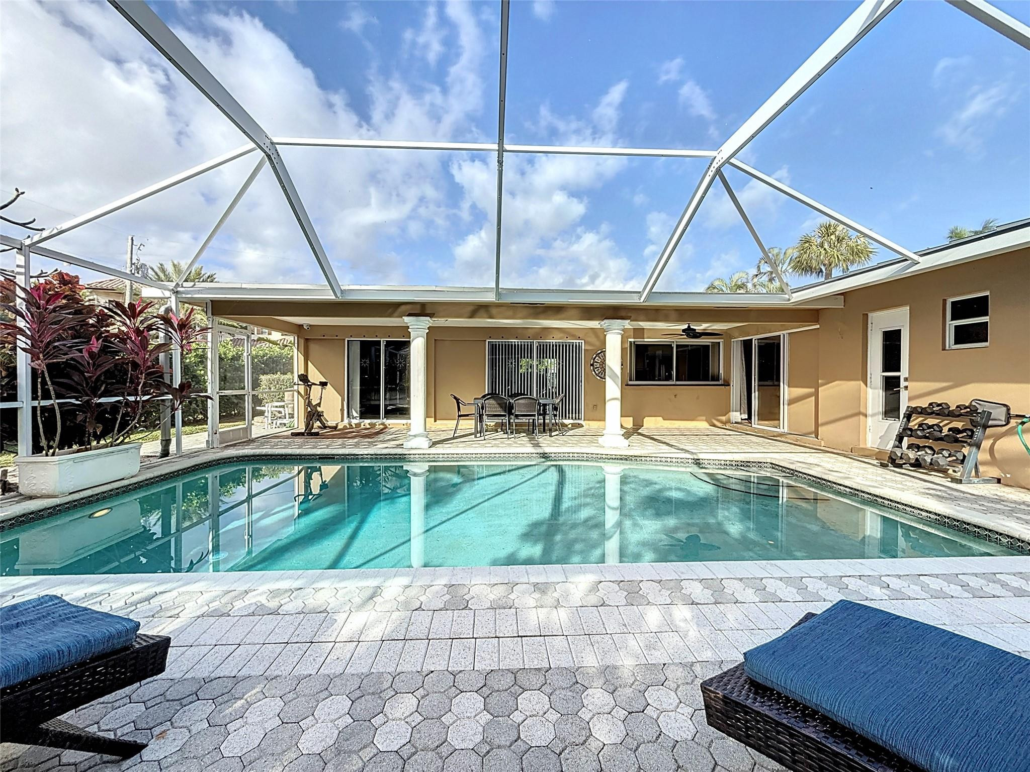 4100 NE 25TH, Lighthouse Point FL 33064