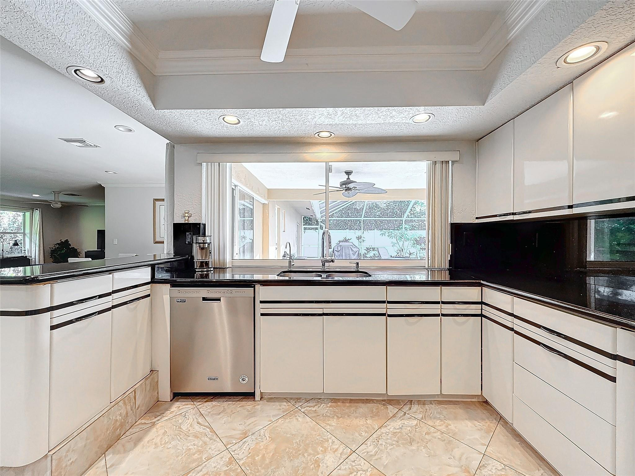 4100 NE 25TH, Lighthouse Point FL 33064