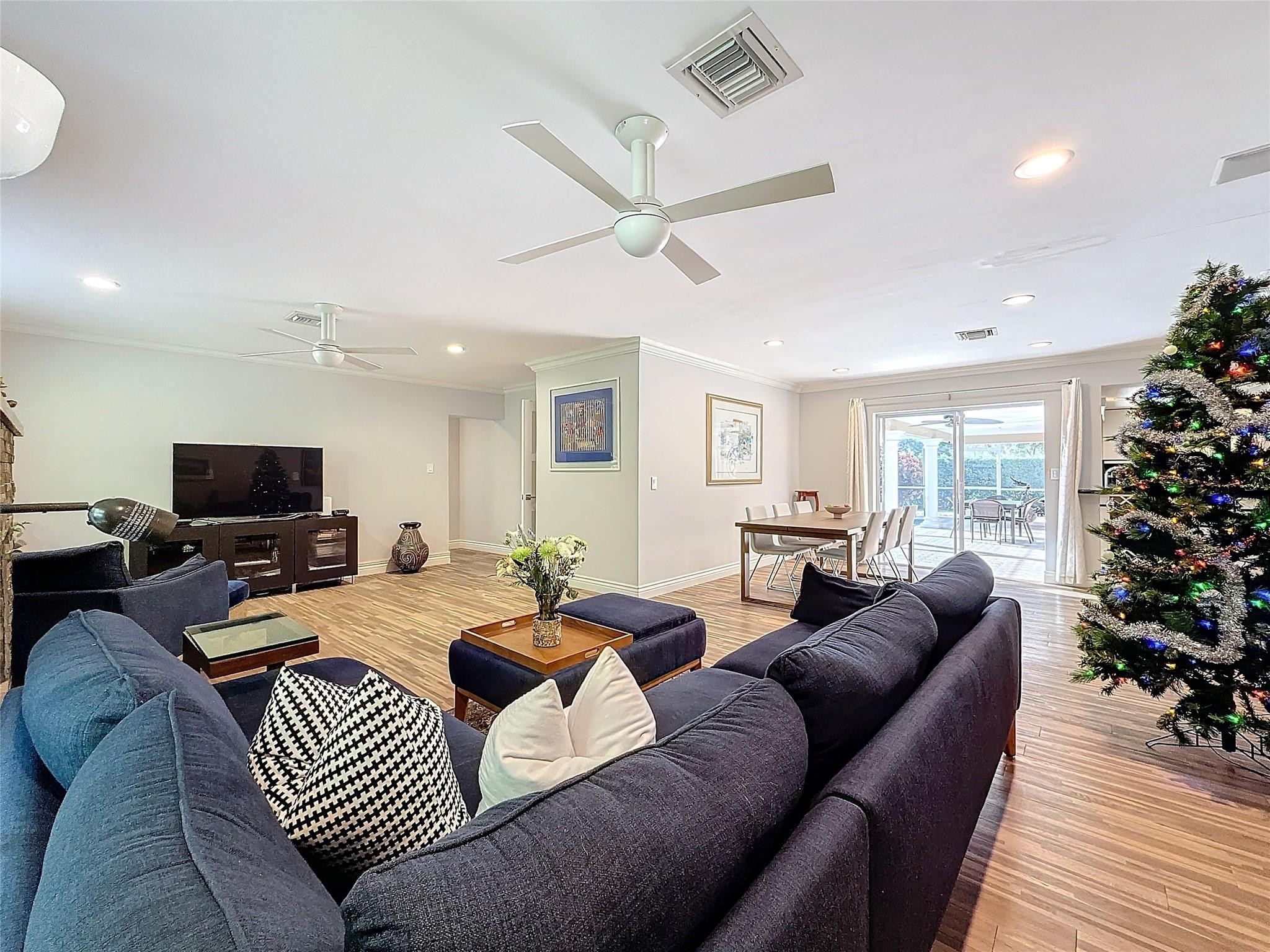 4100 NE 25TH, Lighthouse Point FL 33064