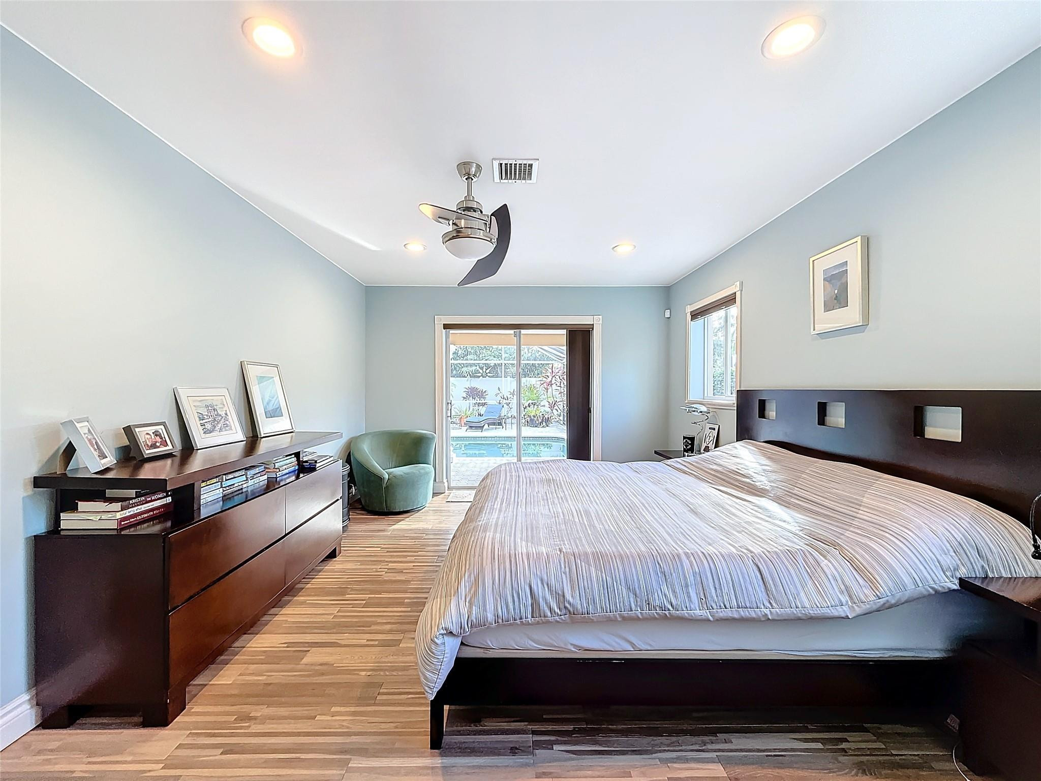 4100 NE 25TH, Lighthouse Point FL 33064