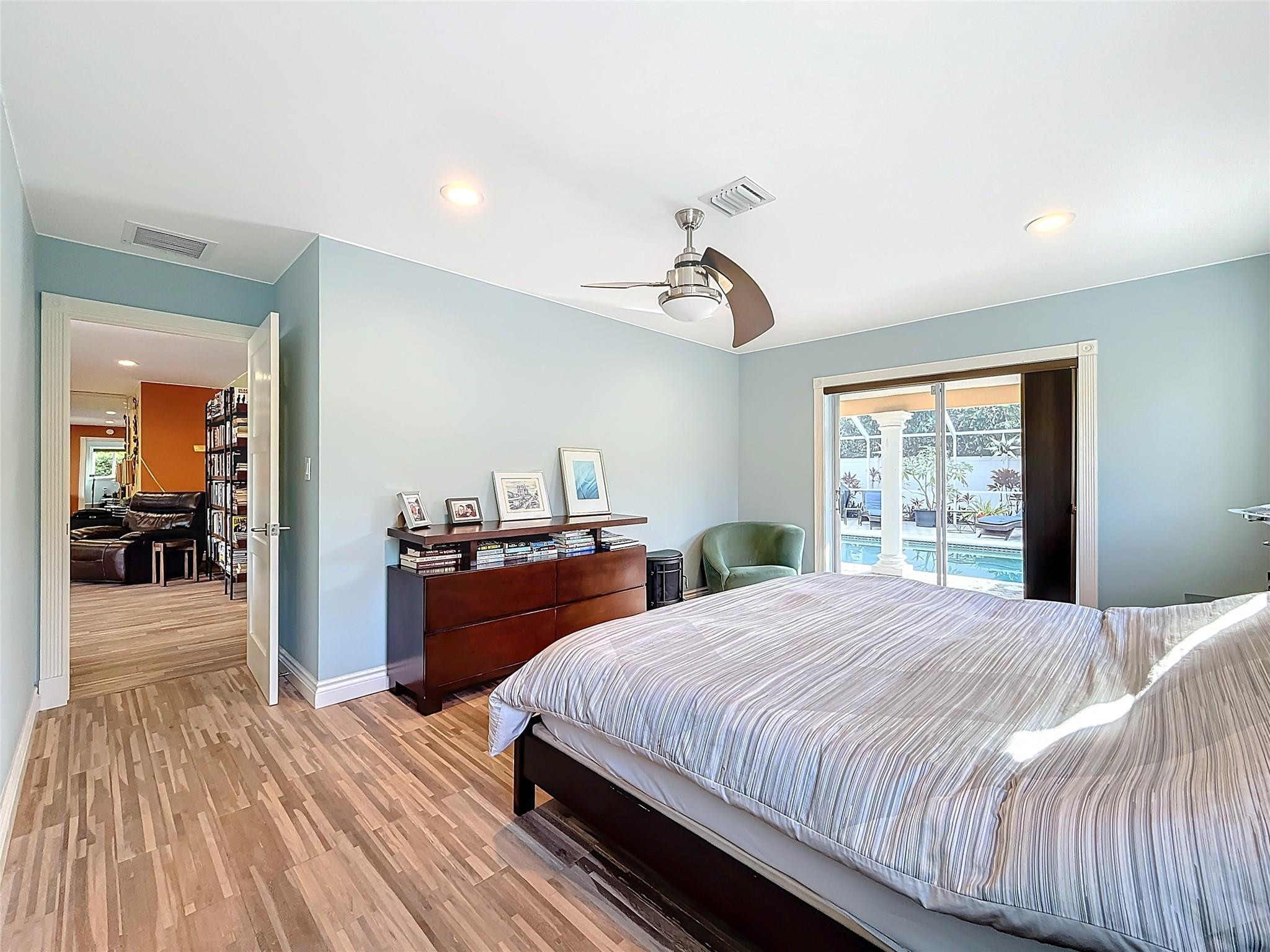 4100 NE 25TH, Lighthouse Point FL 33064