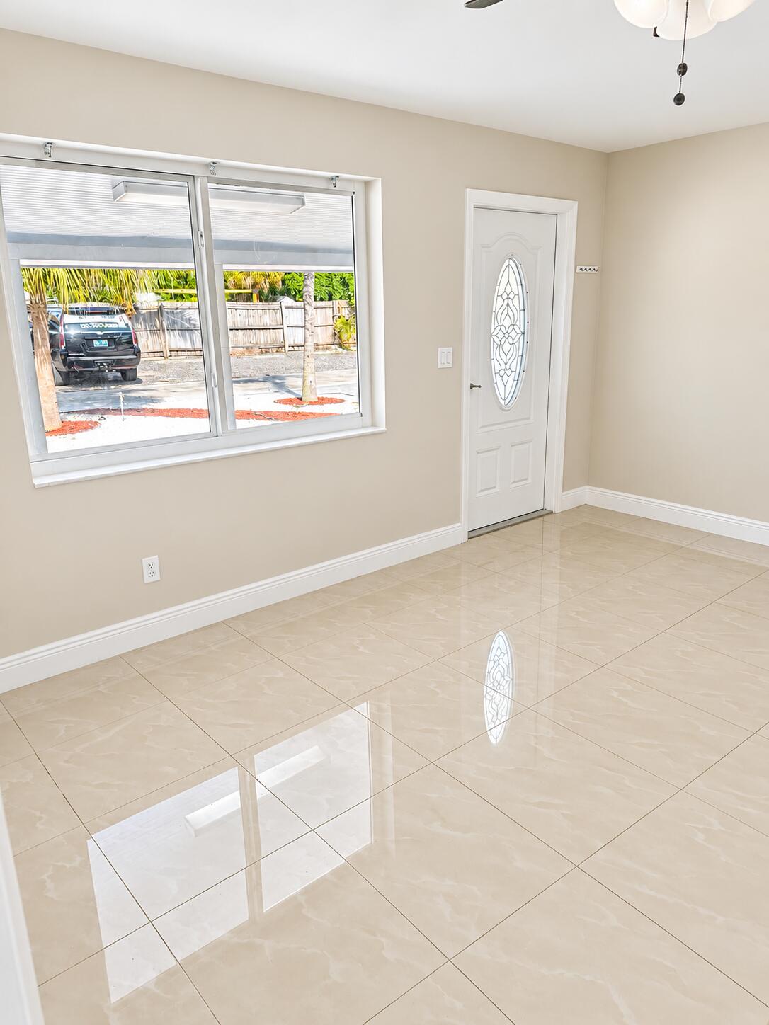 5163 CLUB, Haverhill FL 33415