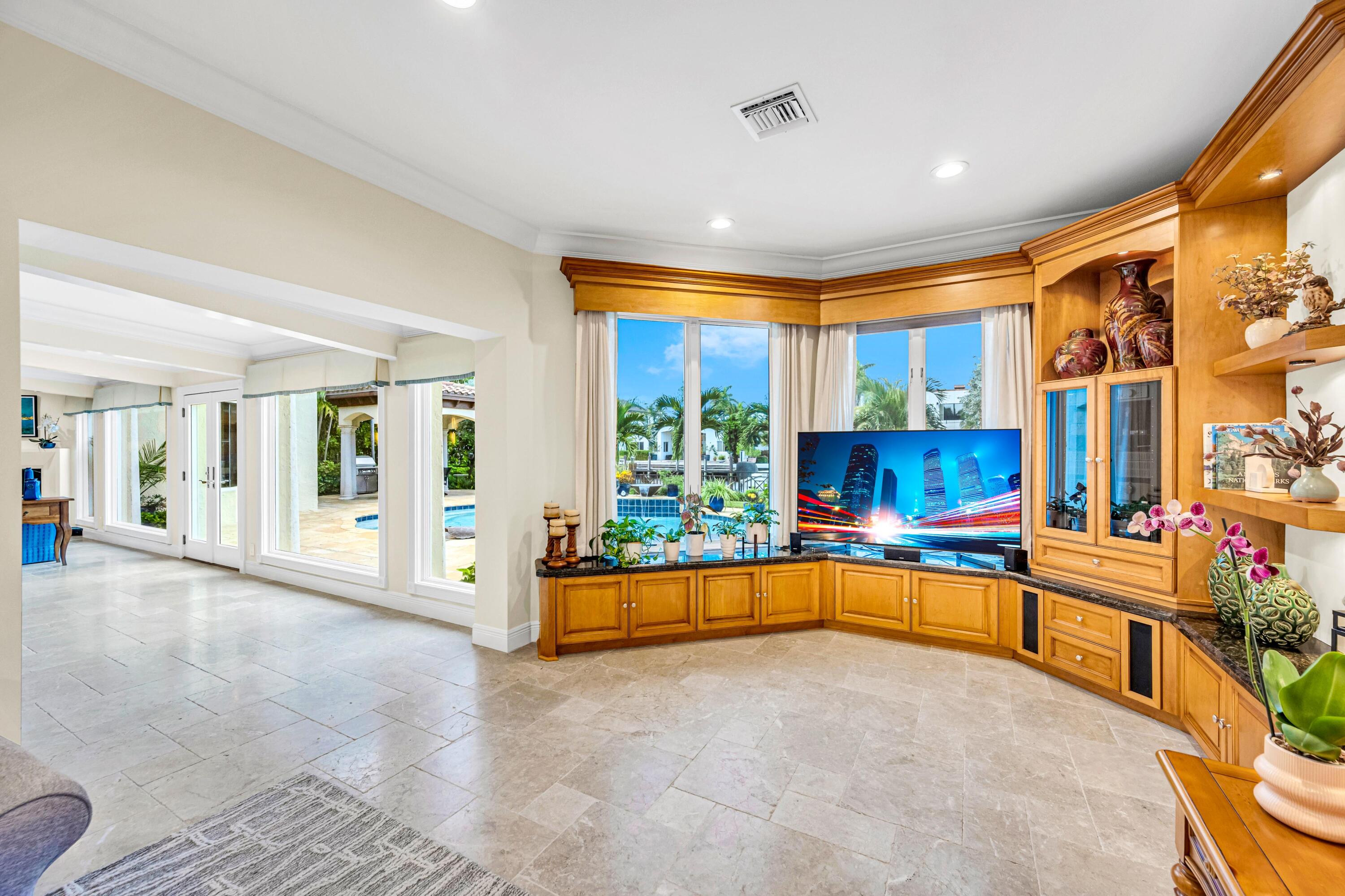 2507 Barcelona, Fort Lauderdale FL 33301