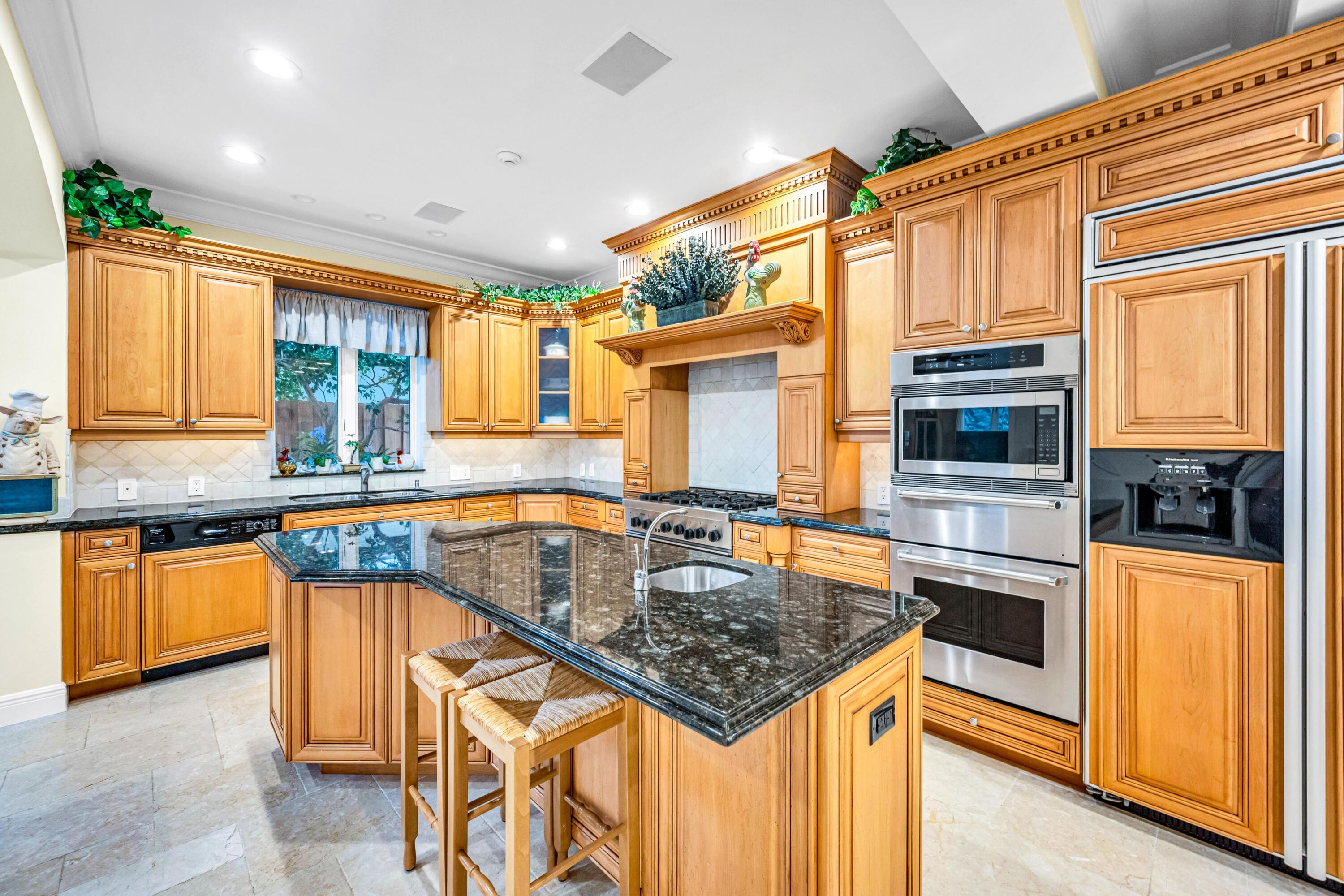 2507 Barcelona, Fort Lauderdale FL 33301