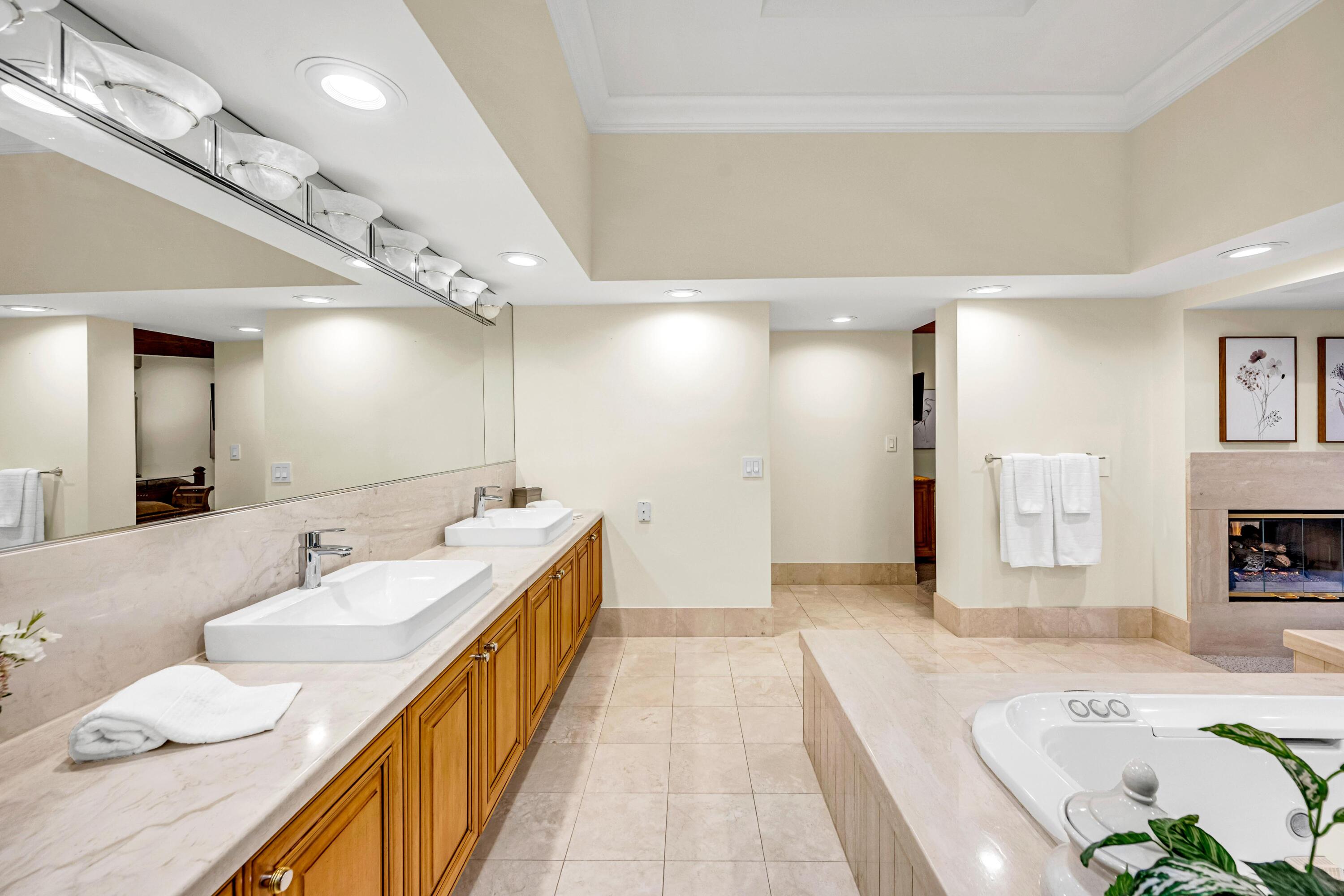 2507 Barcelona, Fort Lauderdale FL 33301