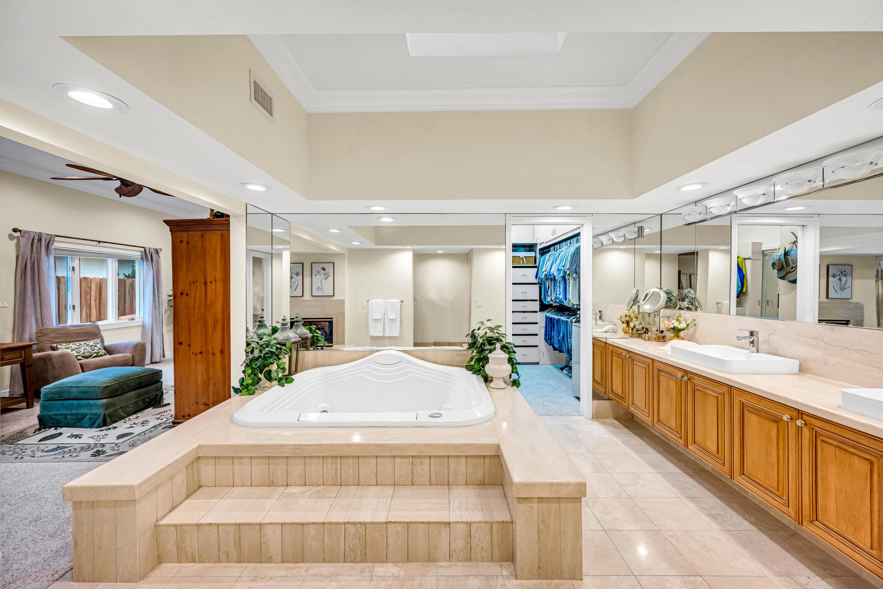 2507 Barcelona, Fort Lauderdale FL 33301