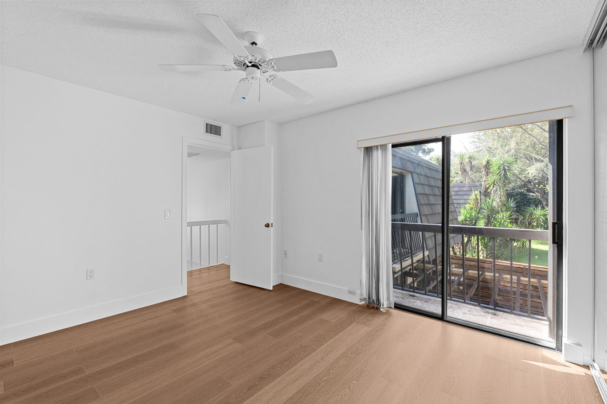 1611 16th, Palm Beach Gardens FL 33418