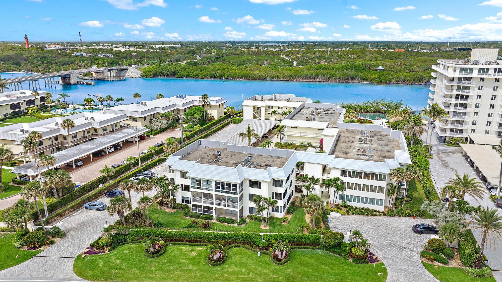 325 S Beach #210, Tequesta FL 33469