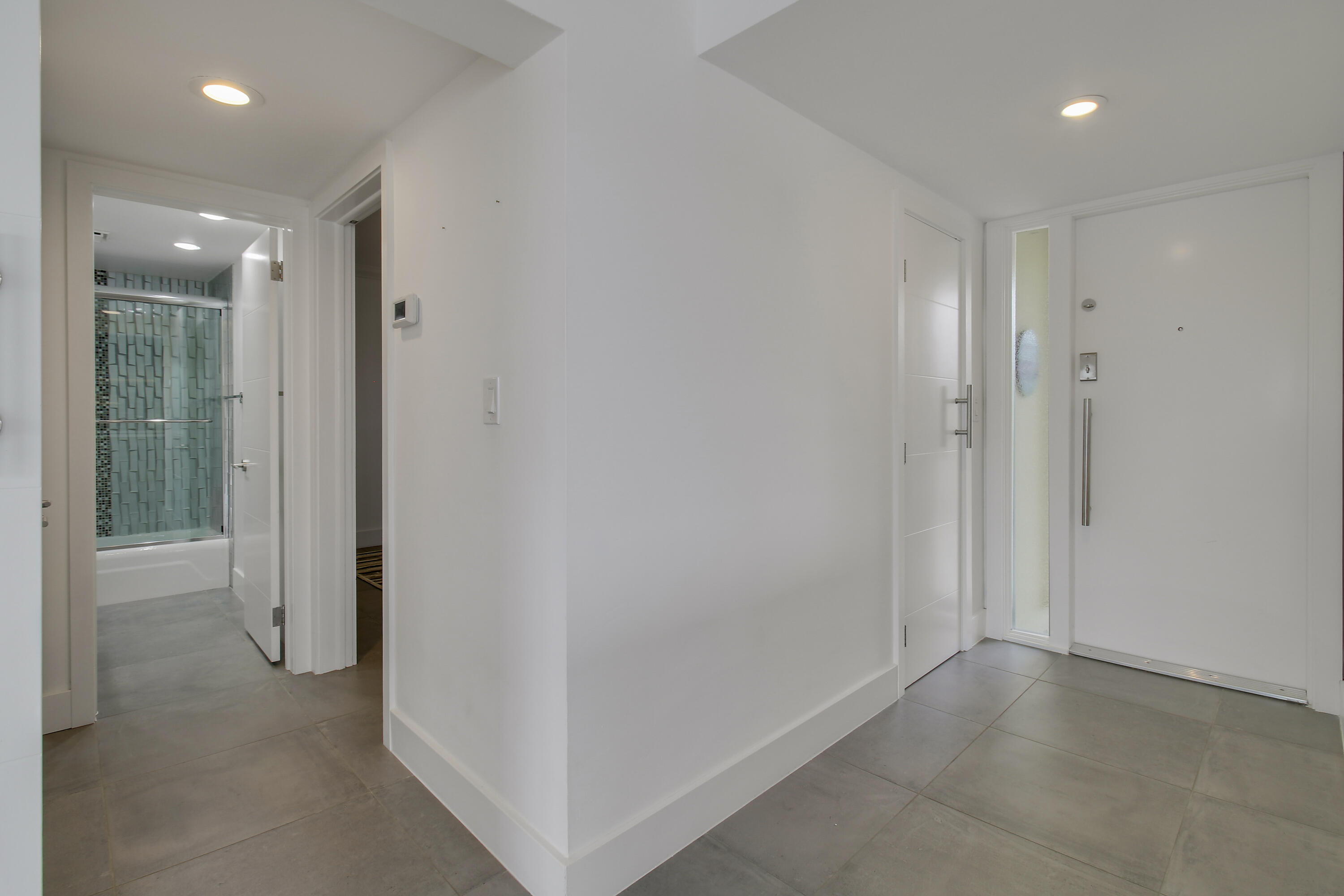 325 S Beach #210, Tequesta FL 33469