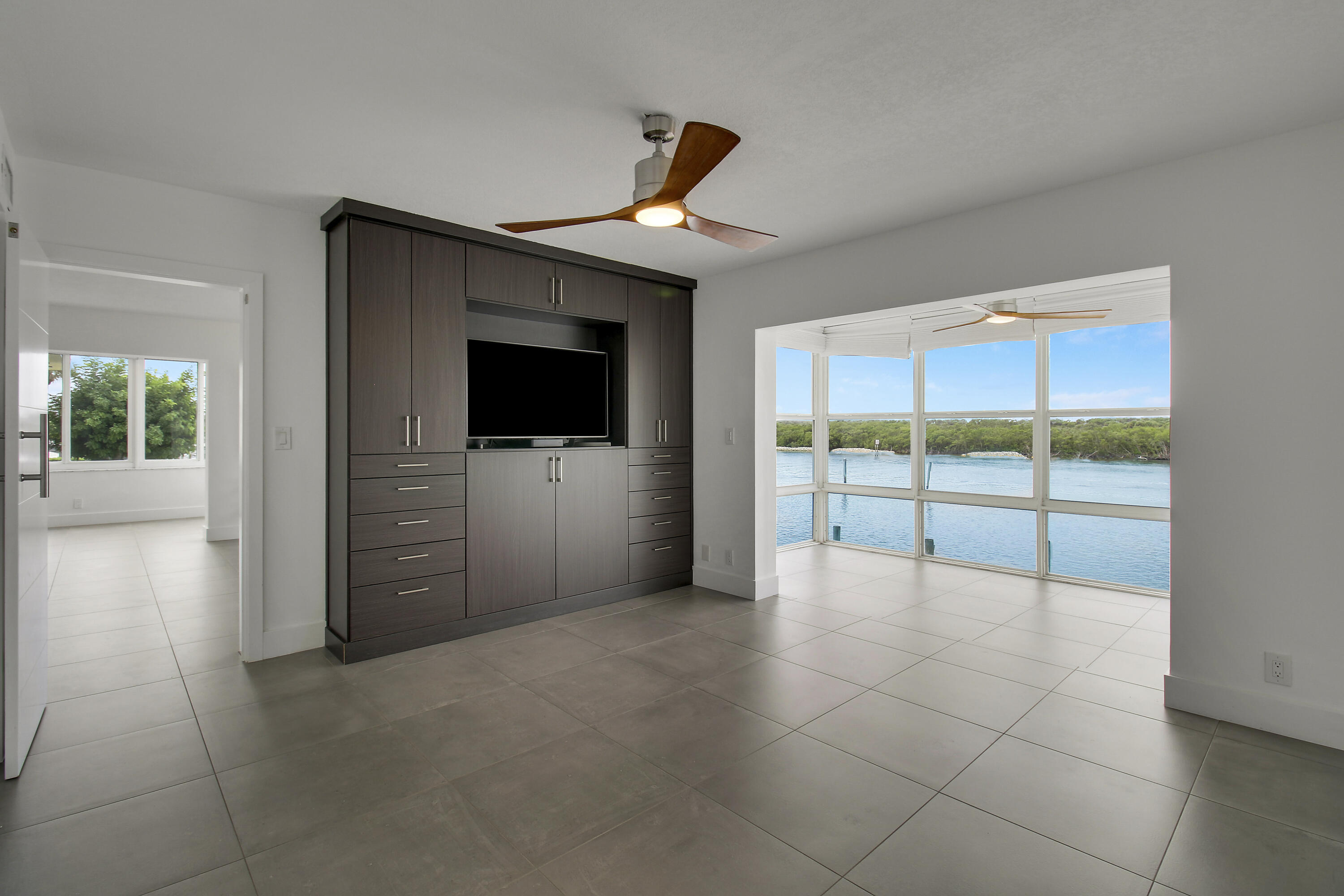 325 S Beach #210, Tequesta FL 33469
