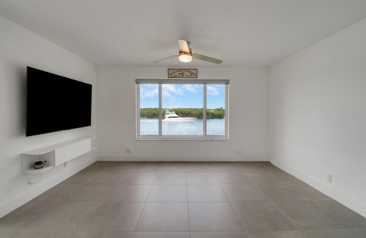 325 S Beach #210, Tequesta FL 33469