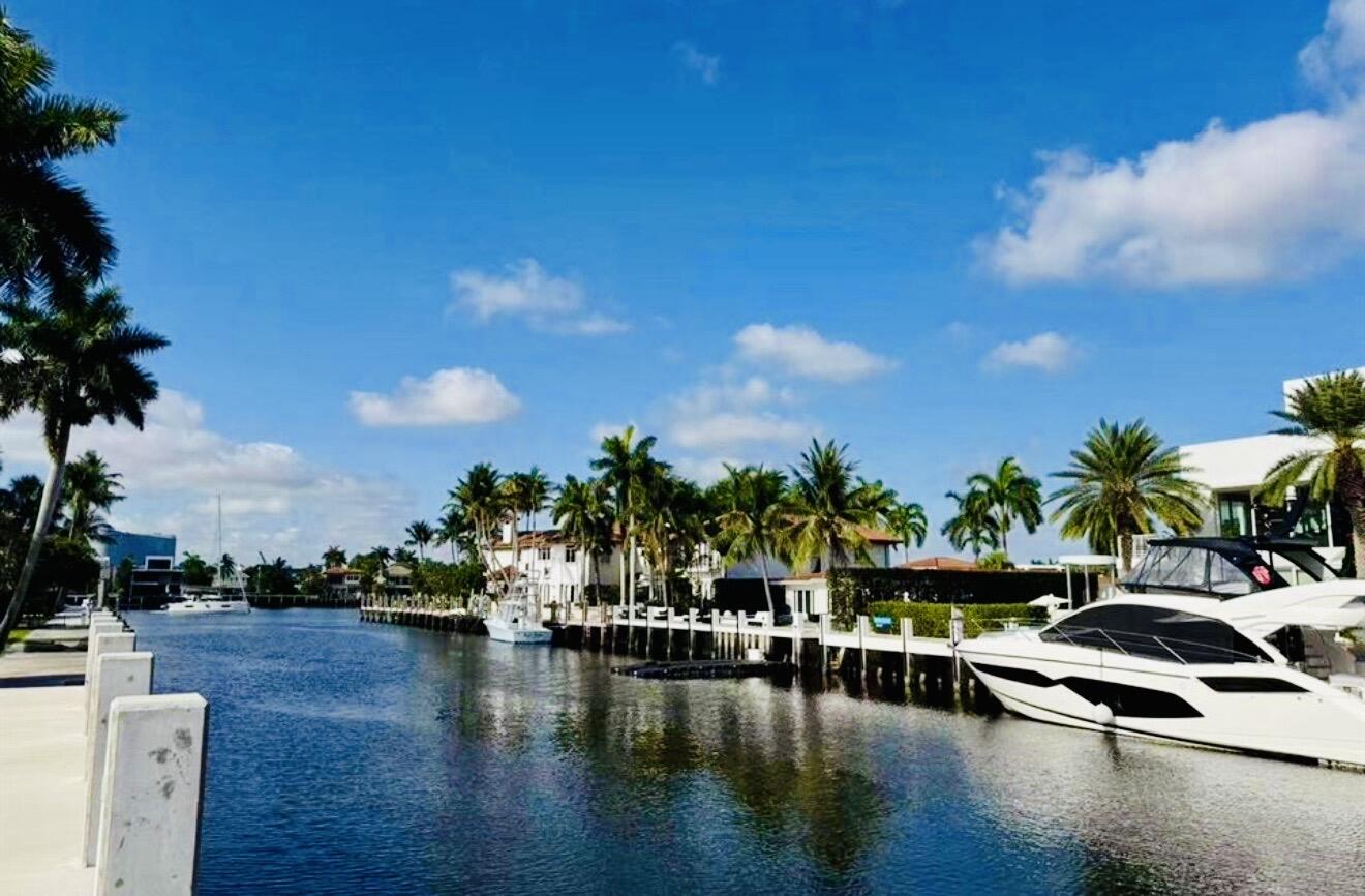 455 BONTONA, Fort Lauderdale FL 33301