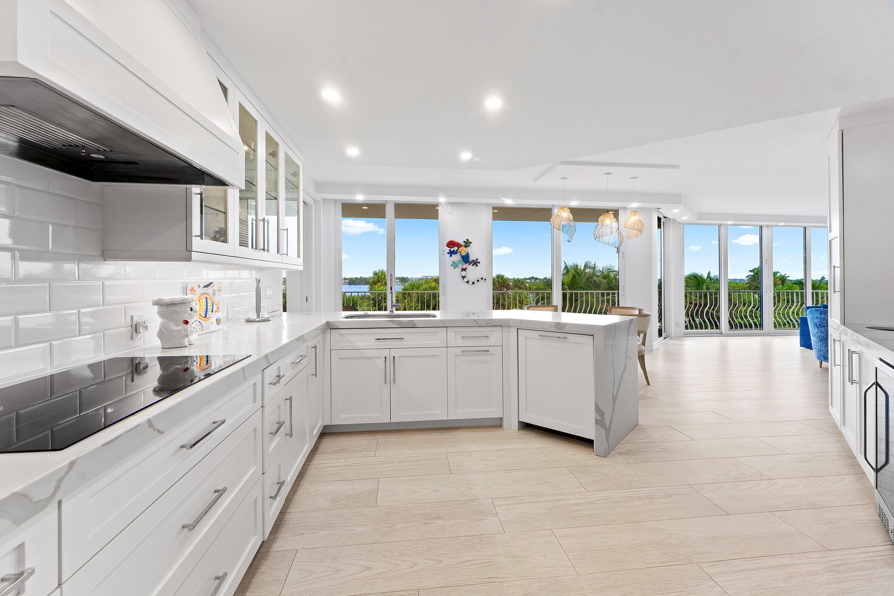 2000 S OCEAN #204S, Palm Beach FL 33480