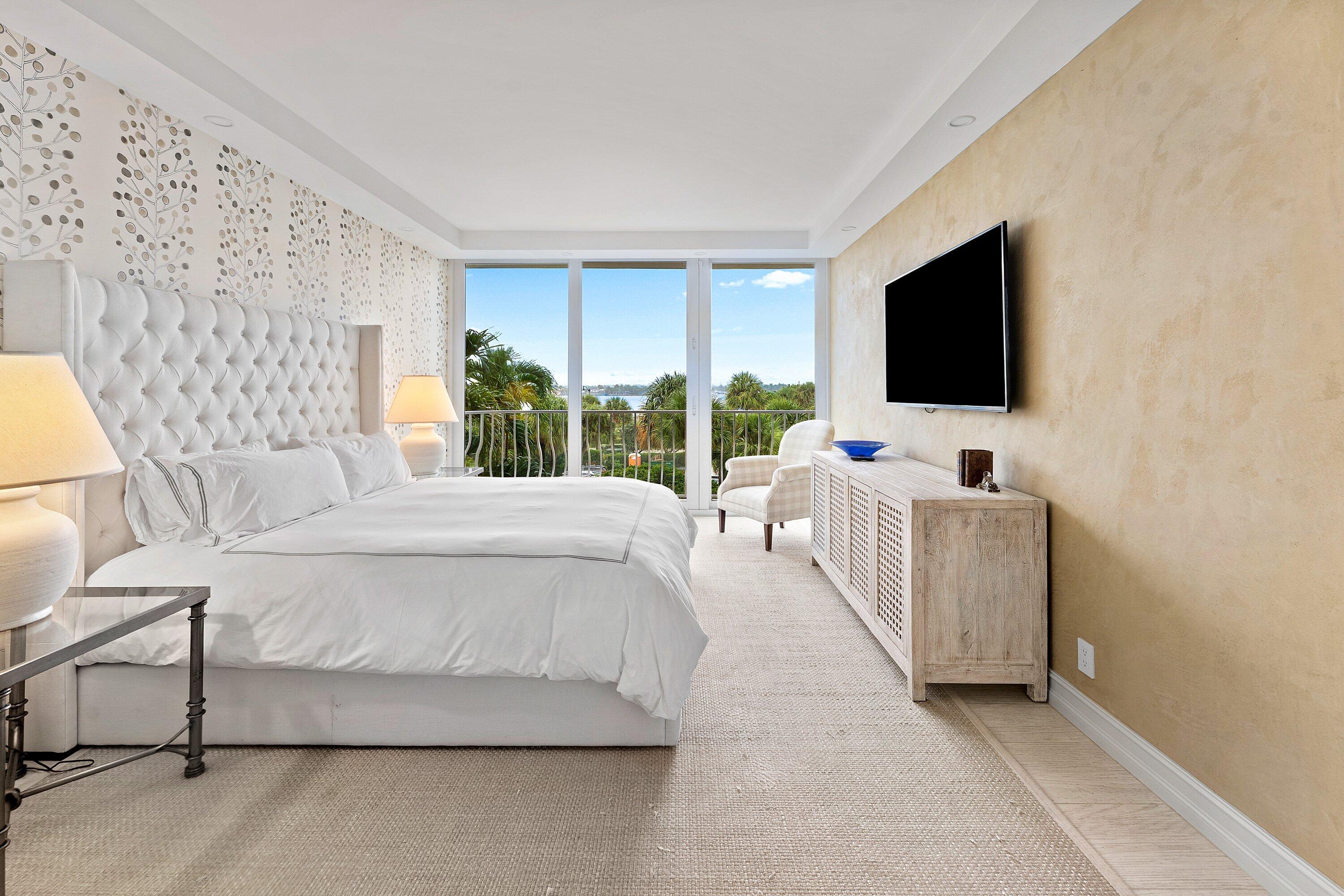 2000 S OCEAN #204S, Palm Beach FL 33480