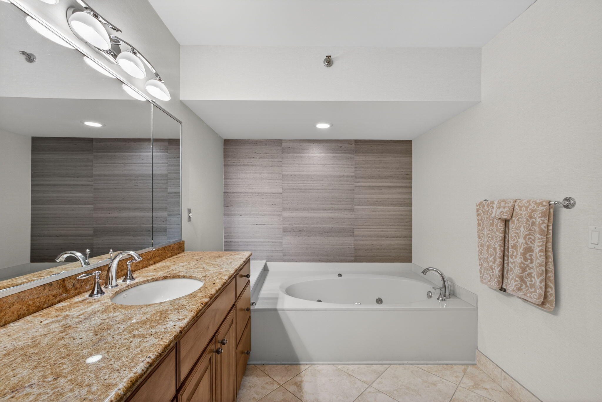 3322 CASSEEKEY ISLAND #1304, Jupiter FL 33477