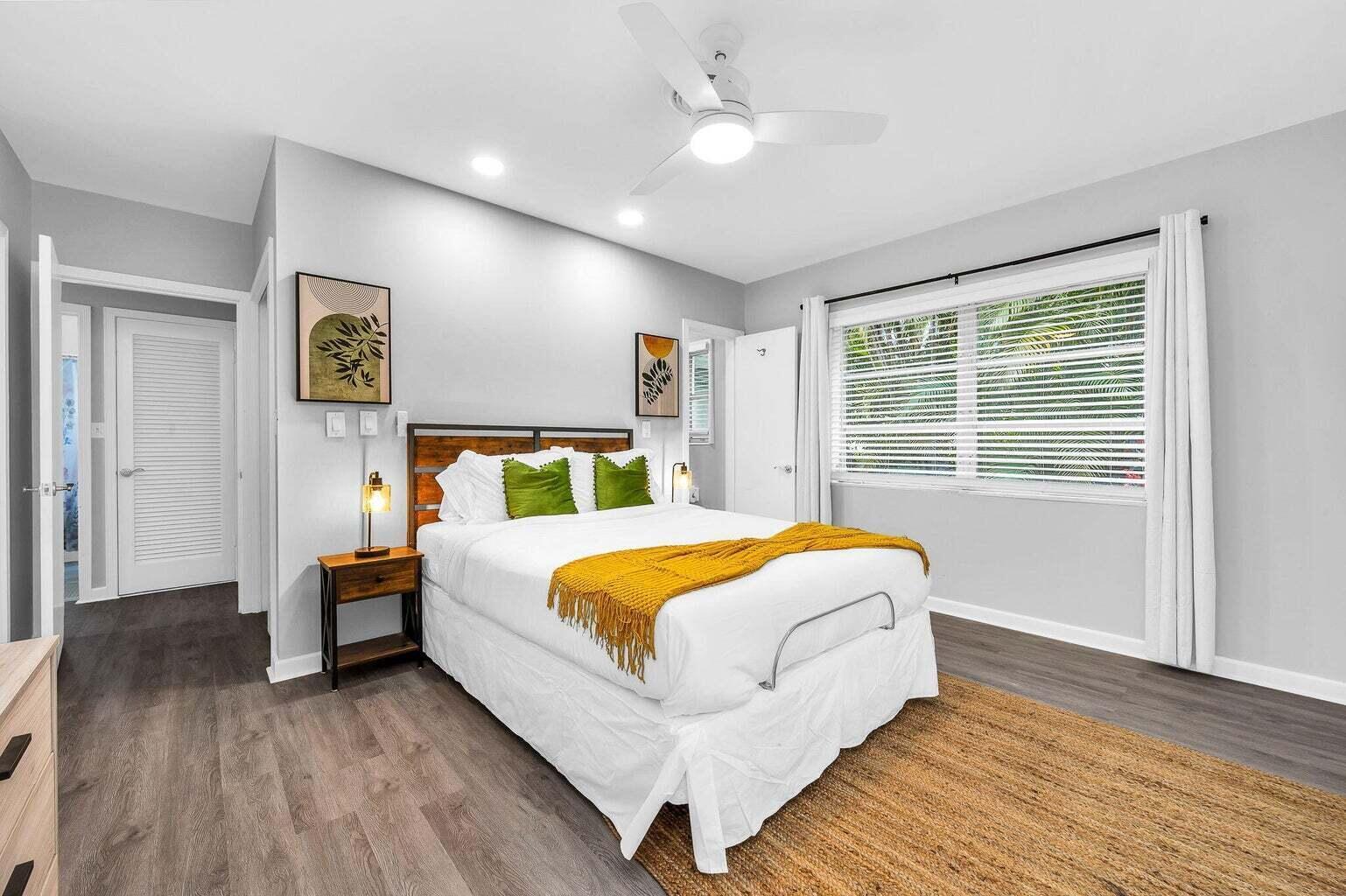 127 MIRAMAR, West Palm Beach FL 33405