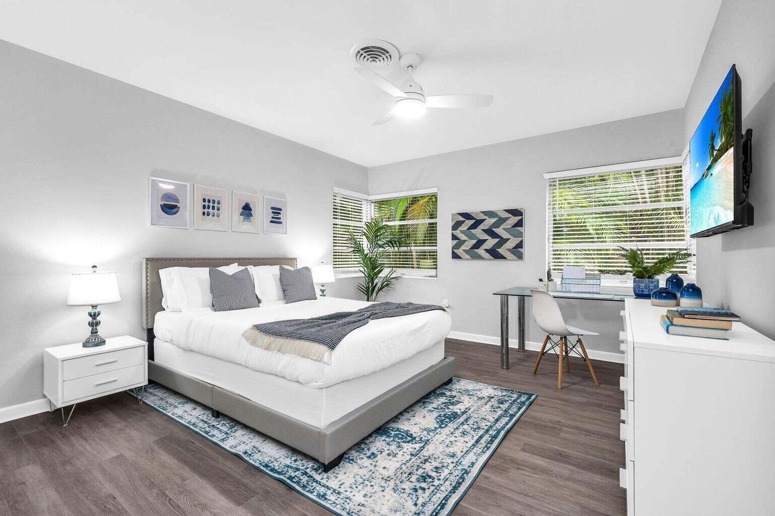 127 MIRAMAR, West Palm Beach FL 33405