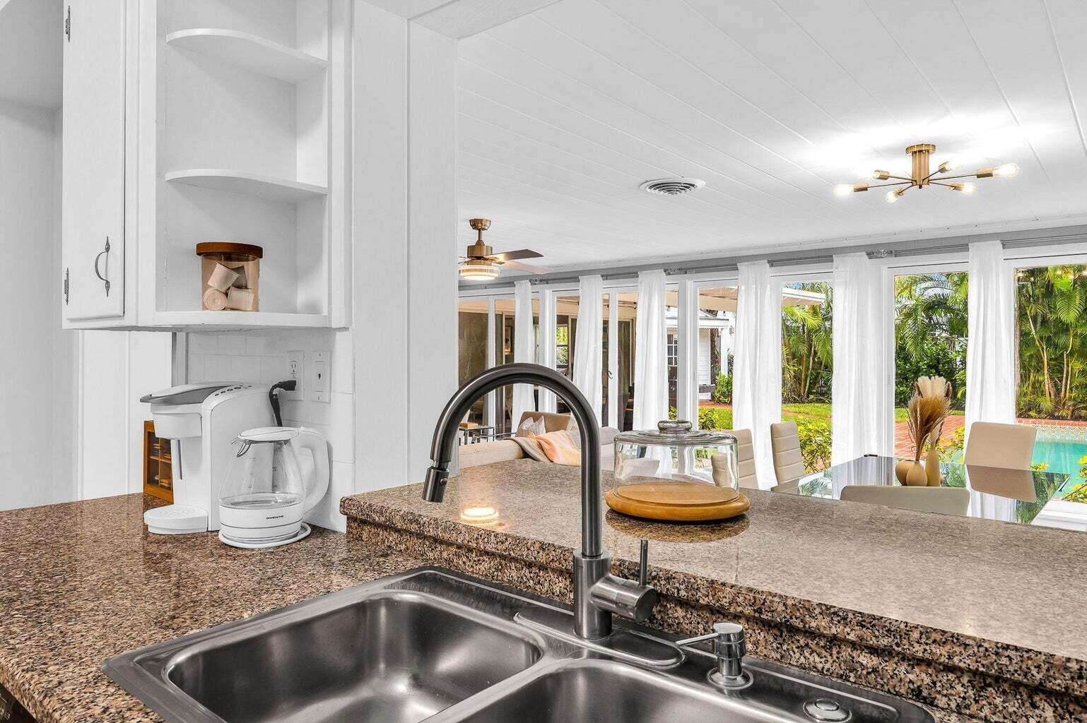 127 MIRAMAR, West Palm Beach FL 33405