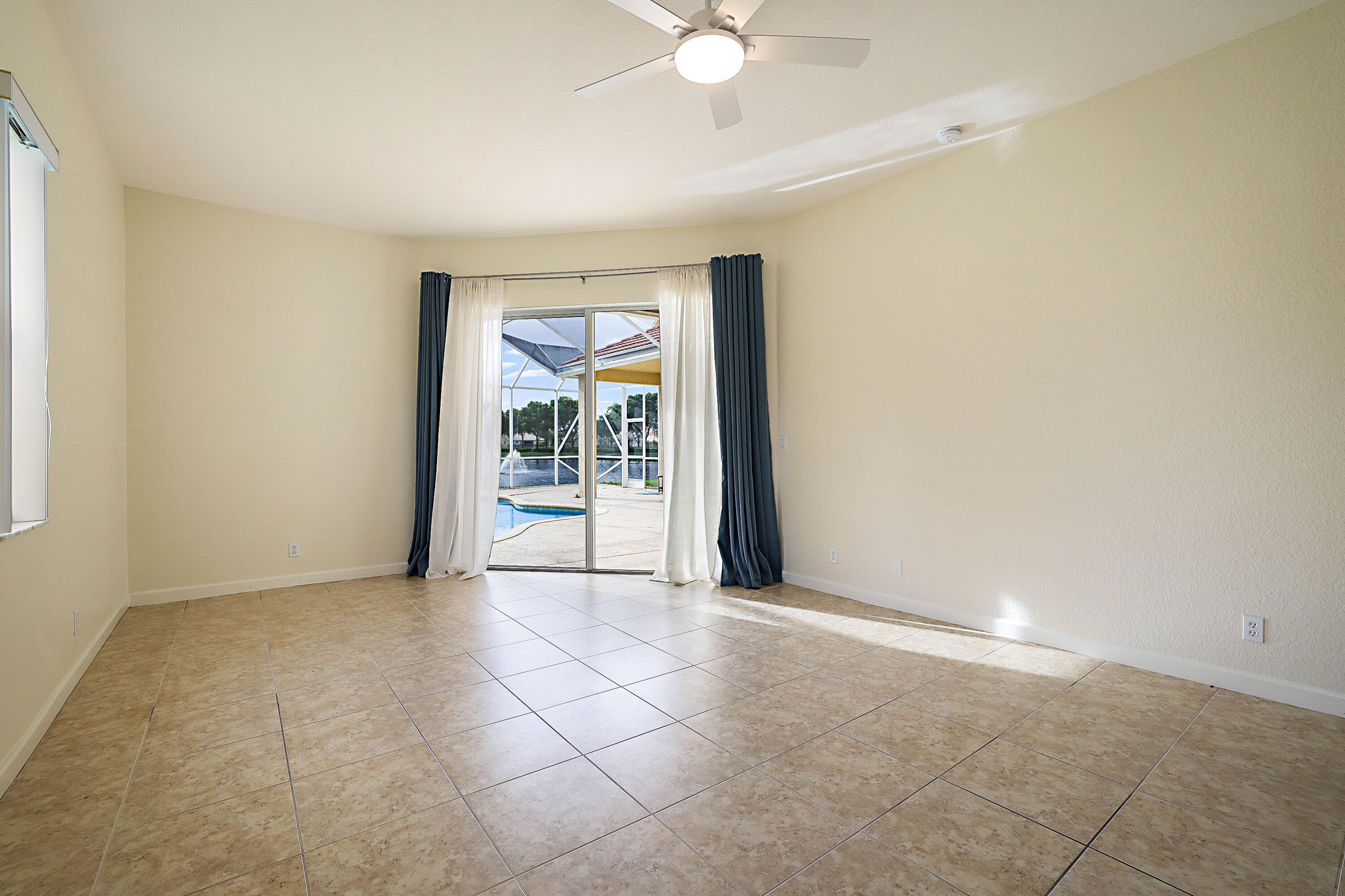 3626 E HAMILTON, West Palm Beach FL 33411