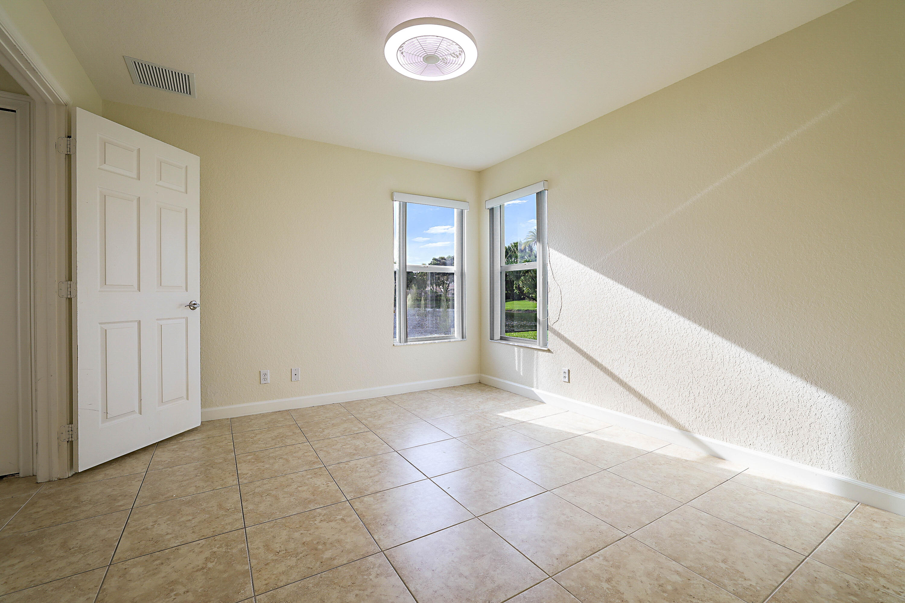 3626 E HAMILTON, West Palm Beach FL 33411