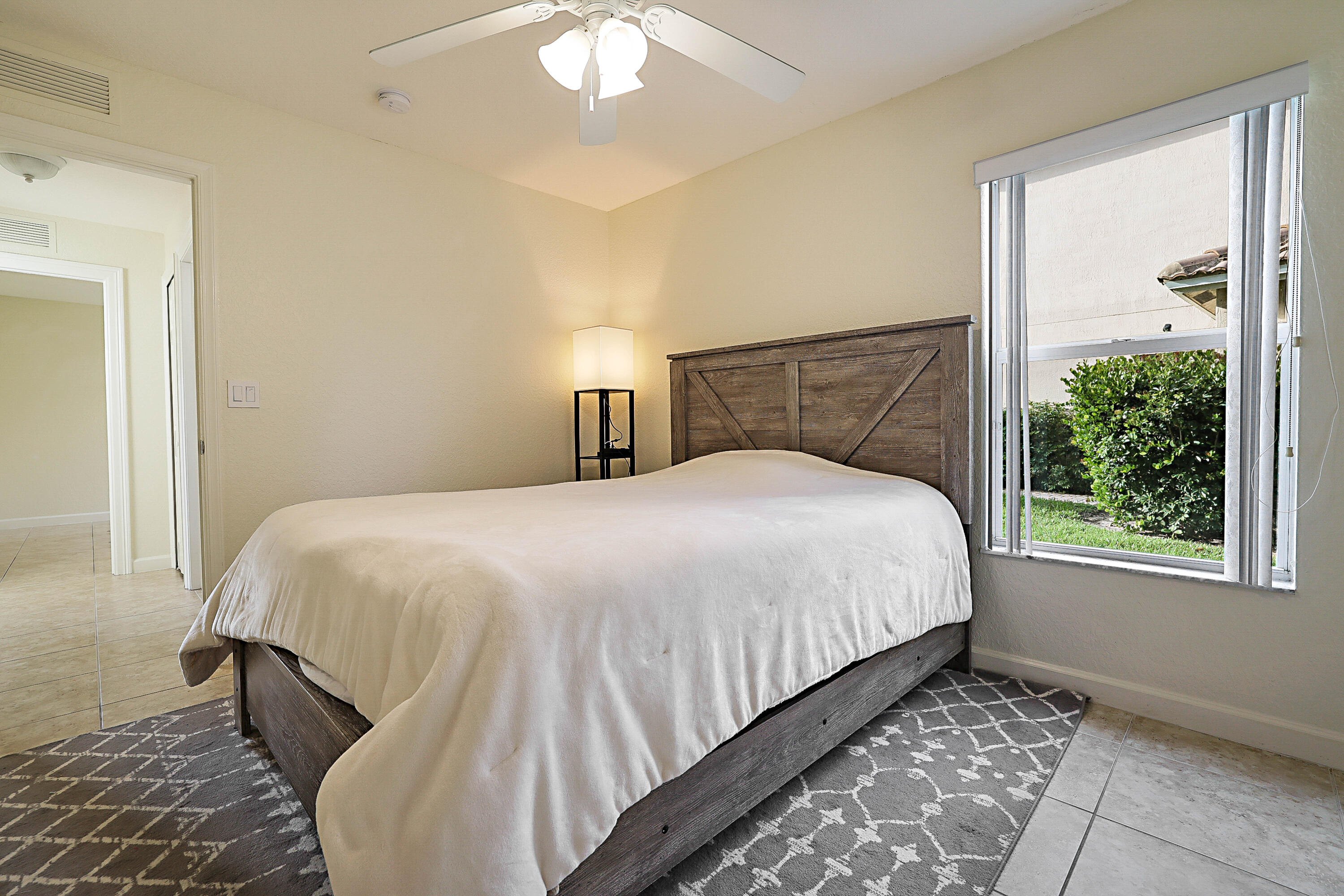 3626 E HAMILTON, West Palm Beach FL 33411