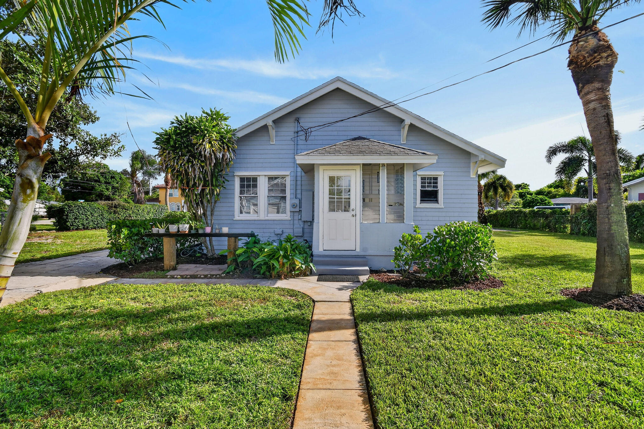 415 Greenbriar, West Palm Beach FL 33403