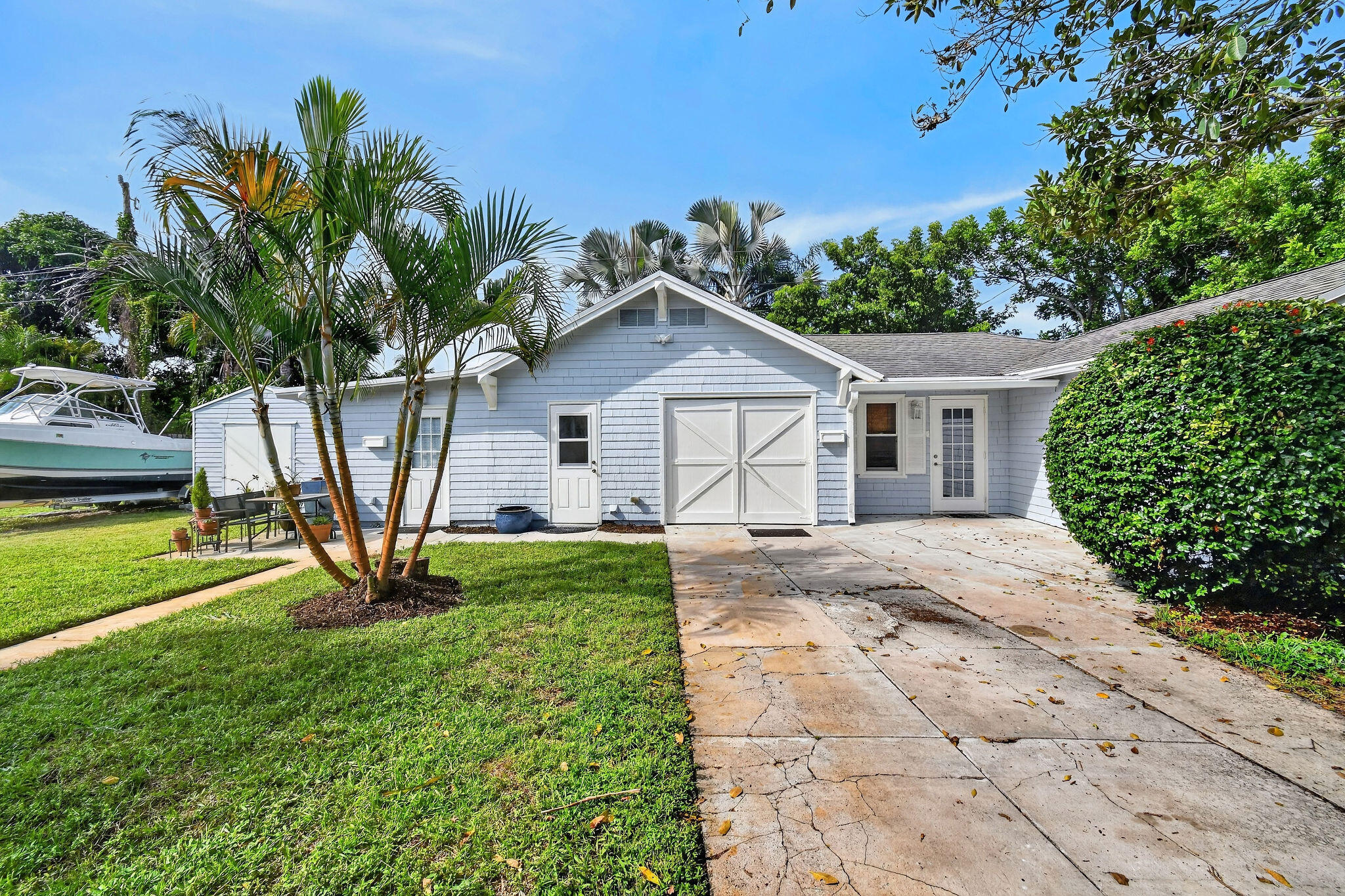 415 Greenbriar, West Palm Beach FL 33403