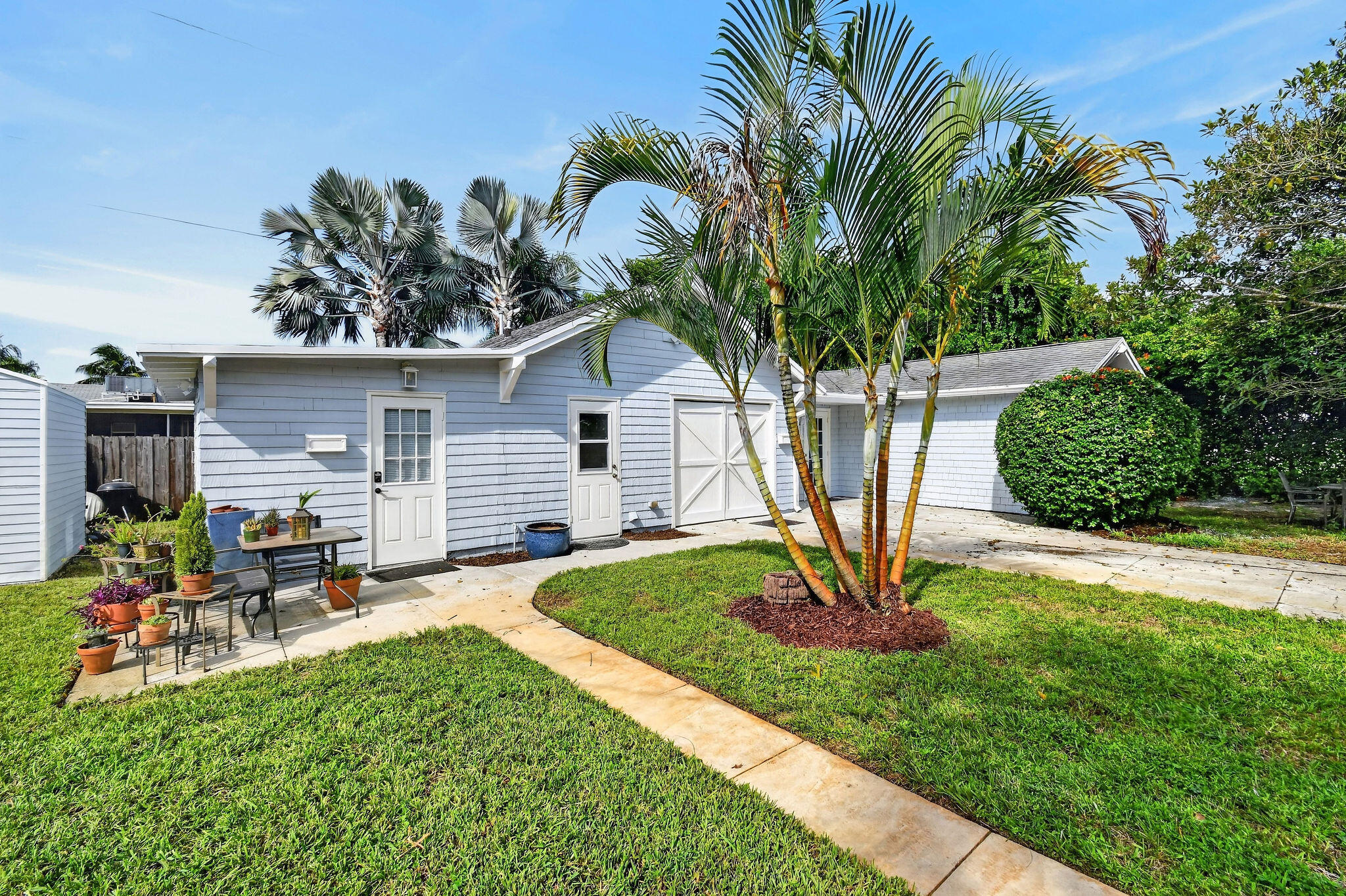 415 Greenbriar, West Palm Beach FL 33403
