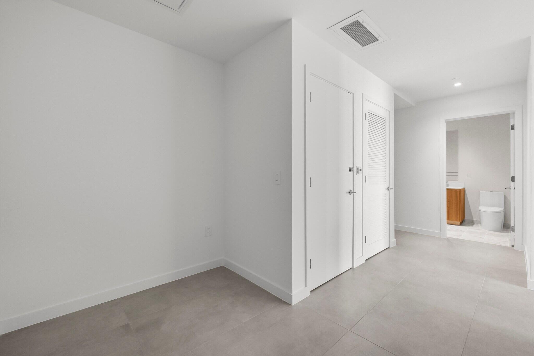 1400 Biscayne #3204, Miami FL 33132