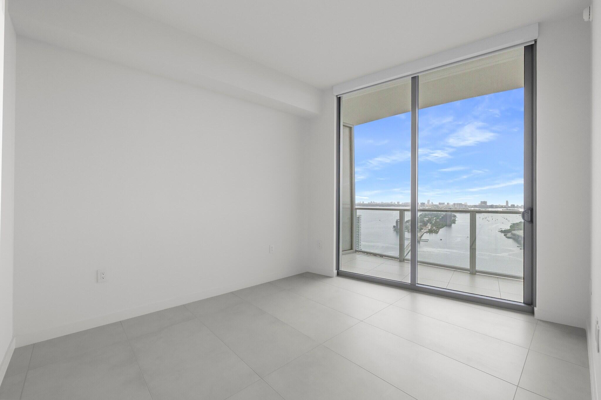 1400 Biscayne #3604, Miami FL 33132