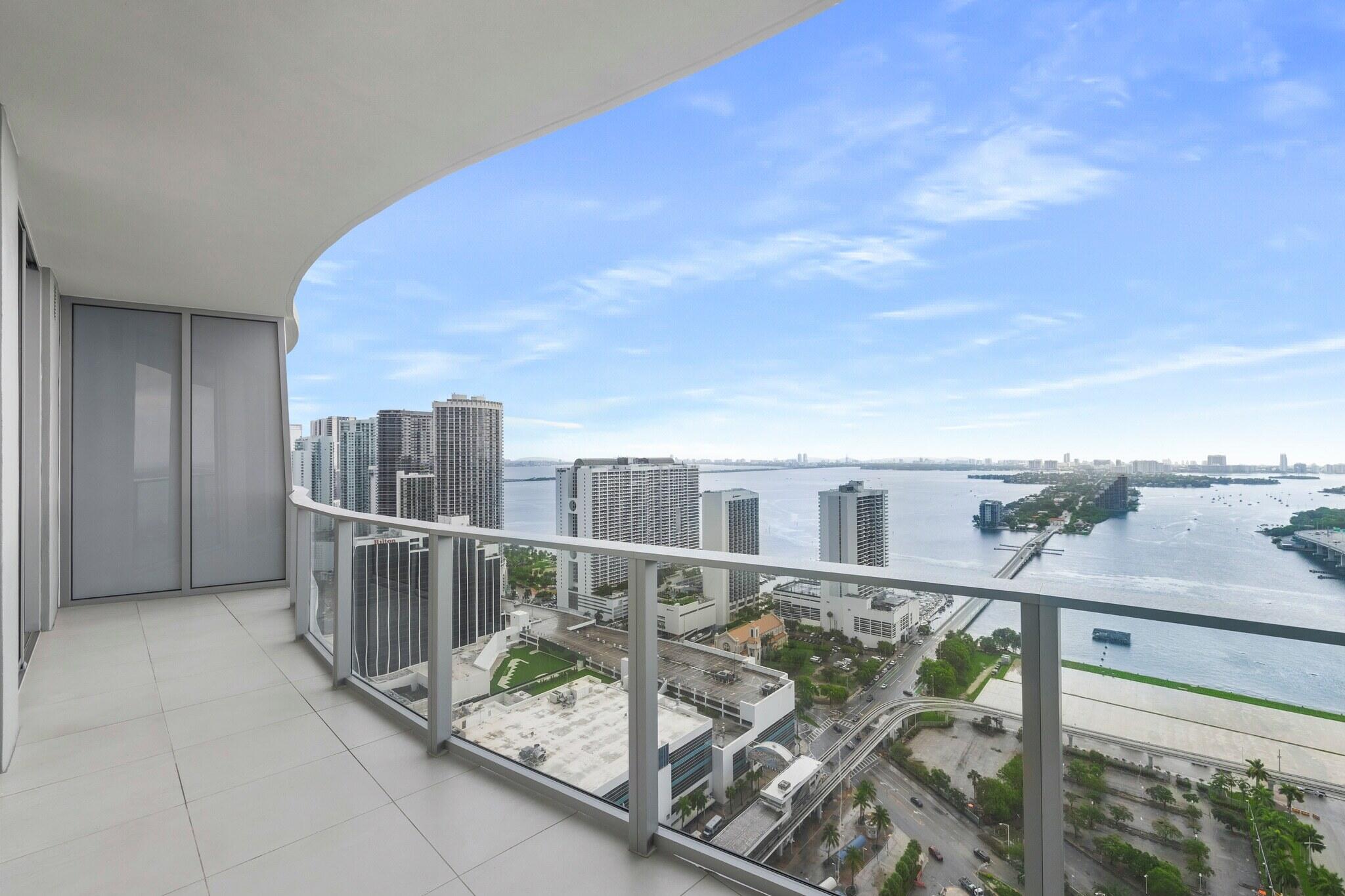 1400 Biscayne #3604, Miami FL 33132