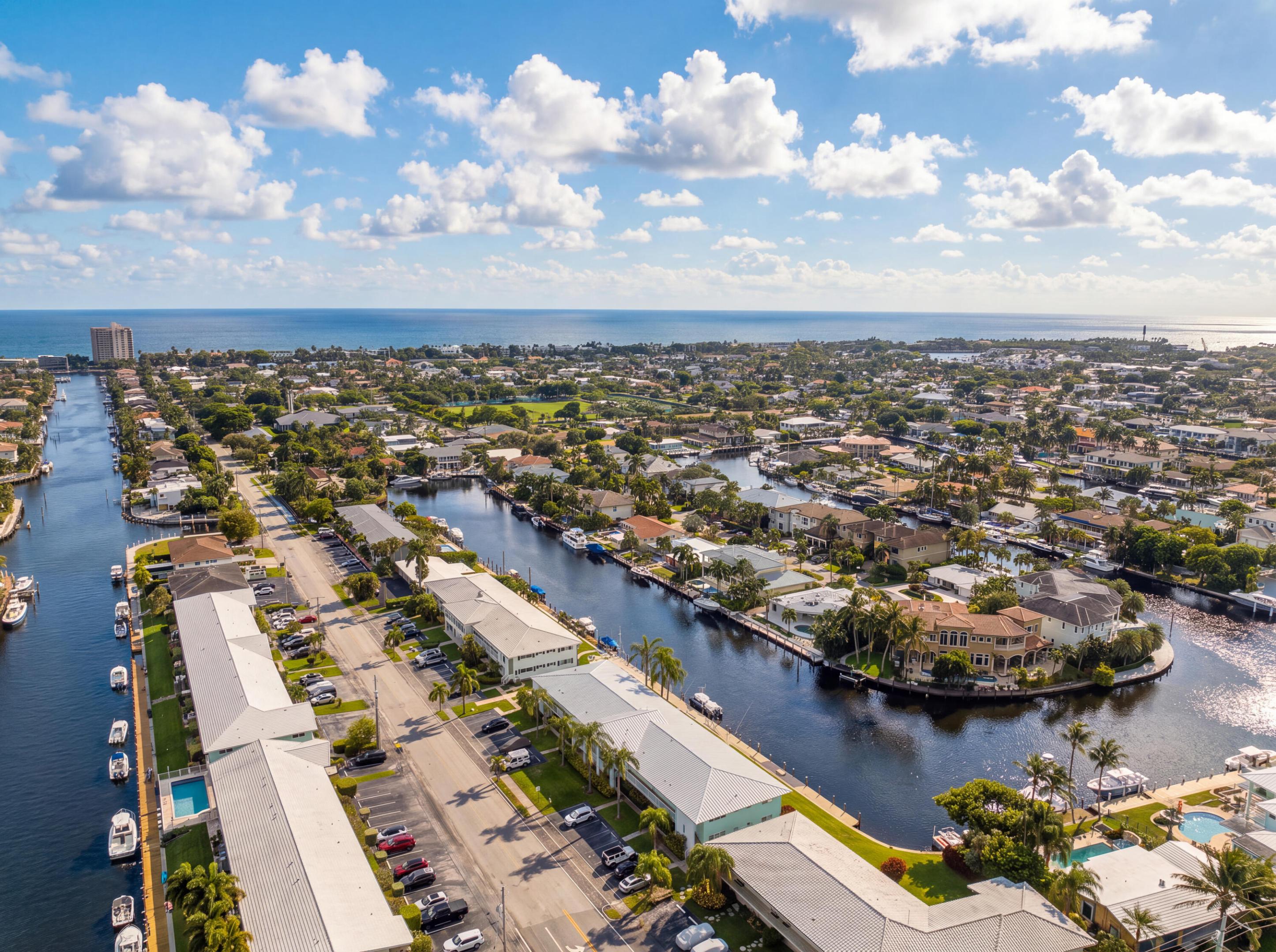 2330 NE 36th #11, Lighthouse Point FL 33064