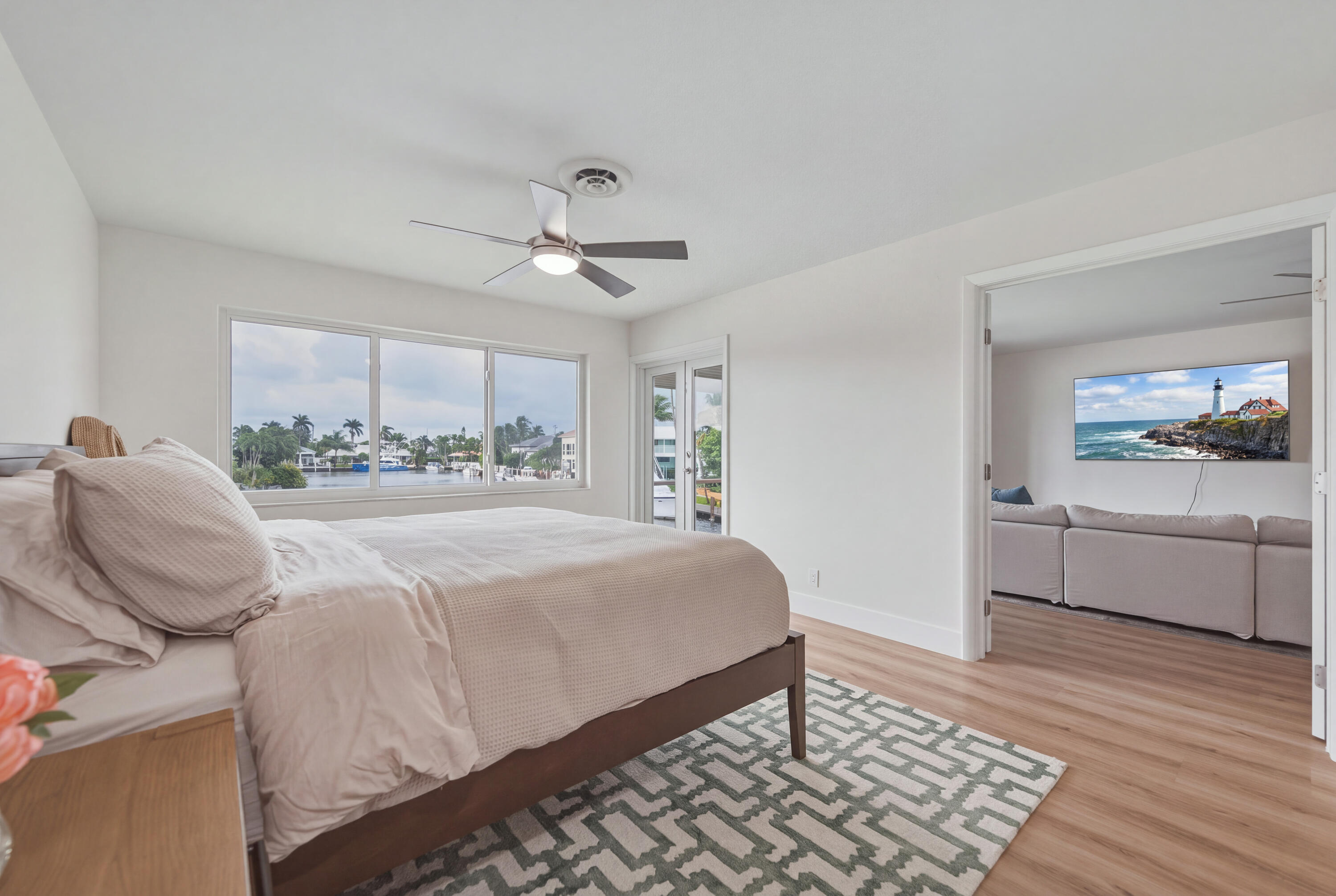2330 NE 36th #11, Lighthouse Point FL 33064