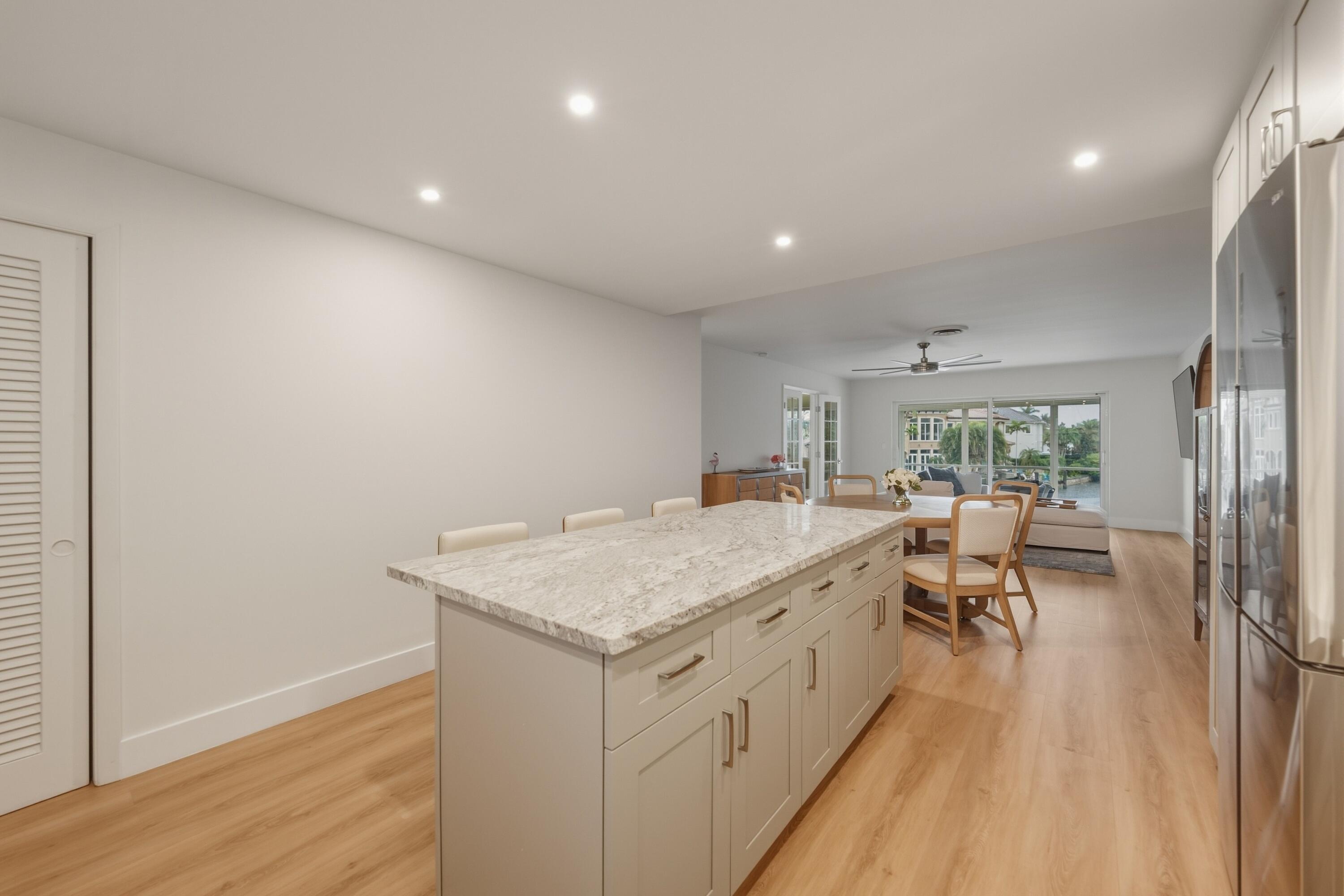 2330 NE 36th #11, Lighthouse Point FL 33064