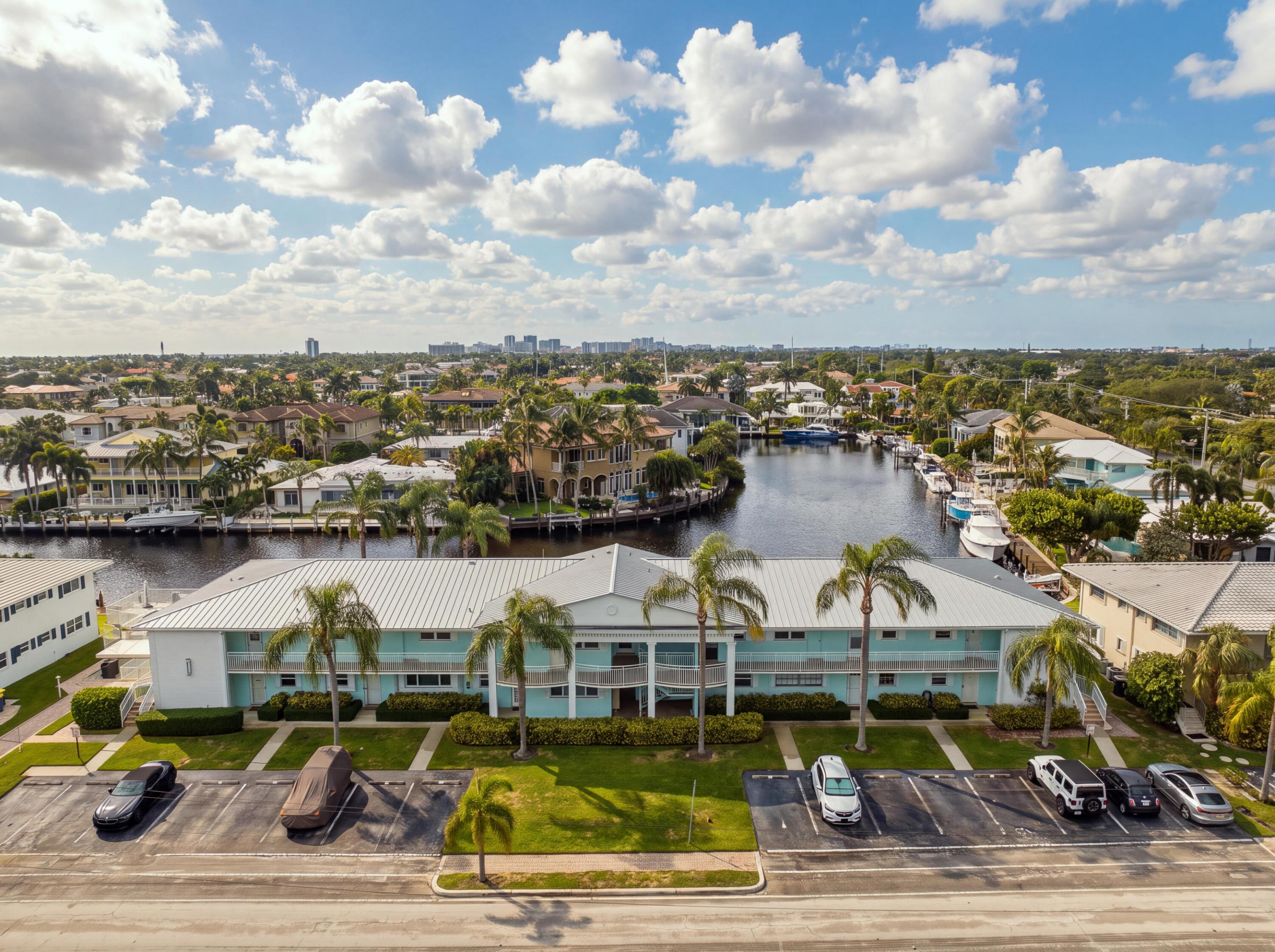 2330 NE 36th #11, Lighthouse Point FL 33064