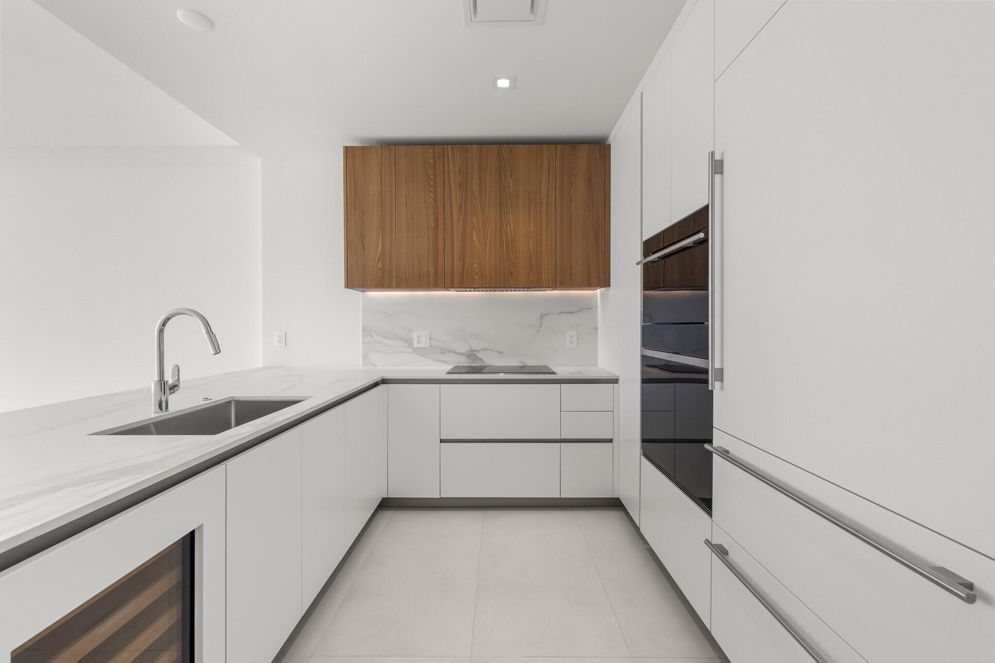 1400 Biscayne #2904, Miami FL 33132
