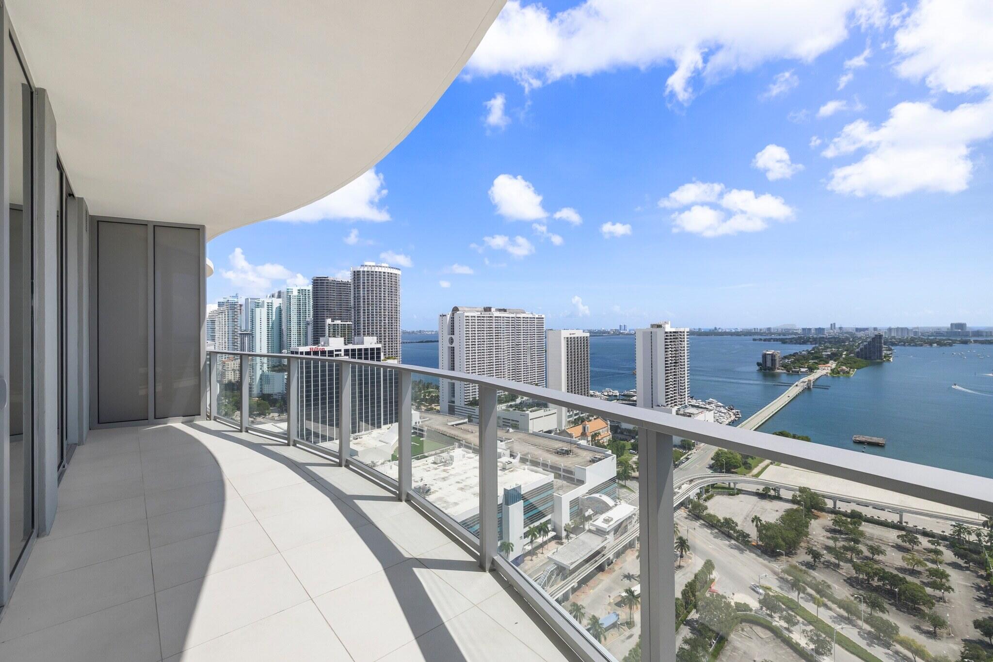1400 Biscayne #2904, Miami FL 33132