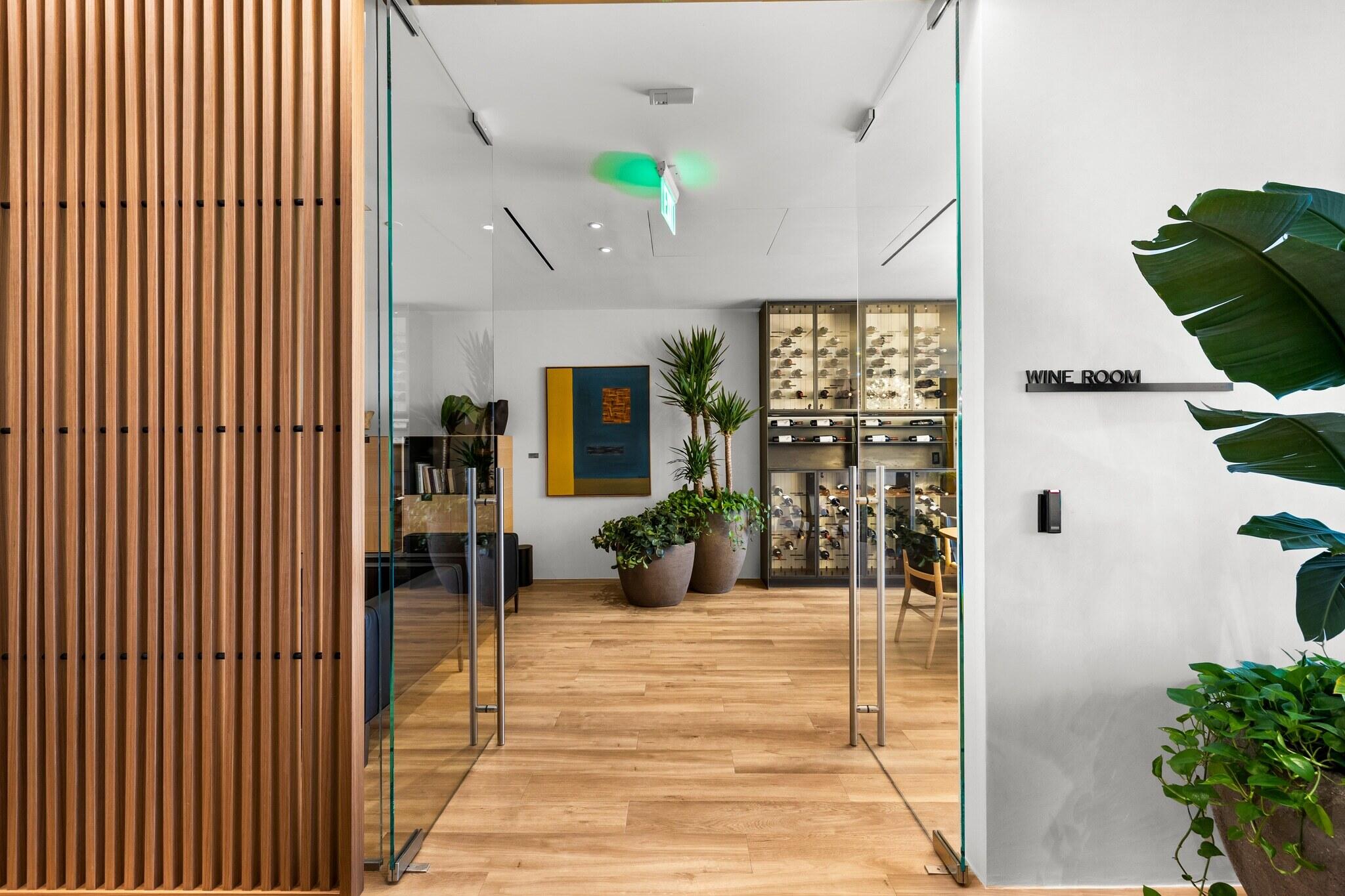1400 Biscayne #2904, Miami FL 33132