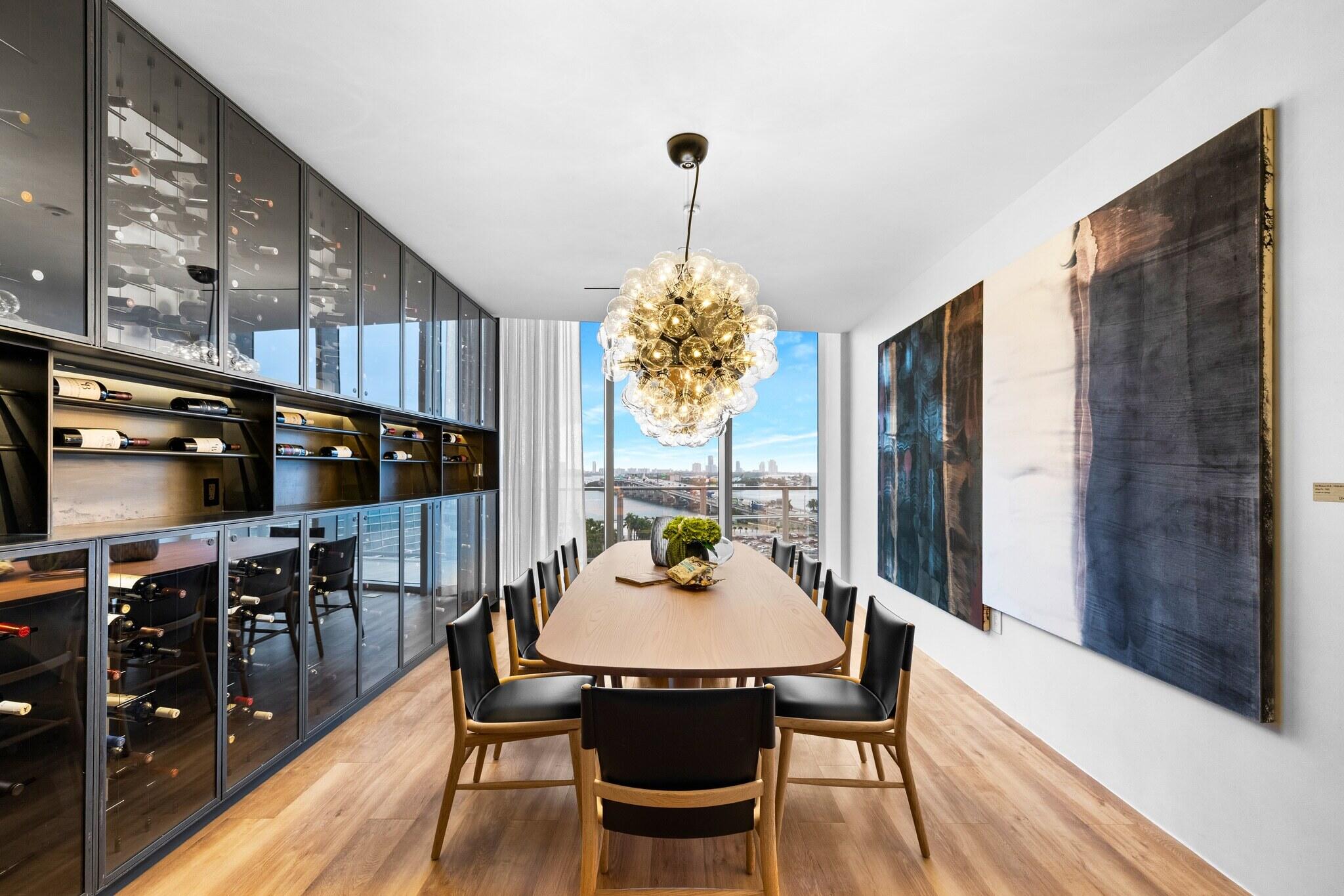 1400 Biscayne #2904, Miami FL 33132