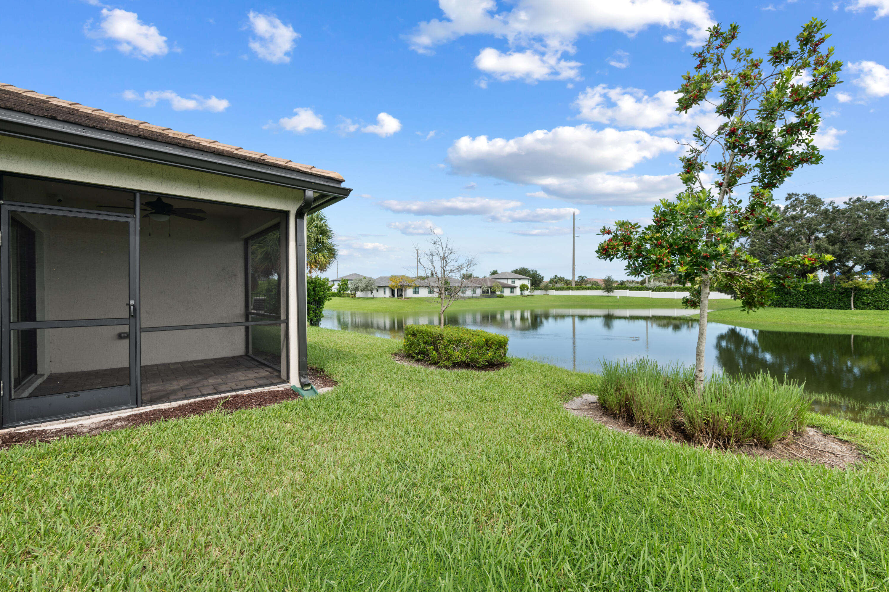 3125 BUTTONWOOD, Lauderdale Lakes FL 33311