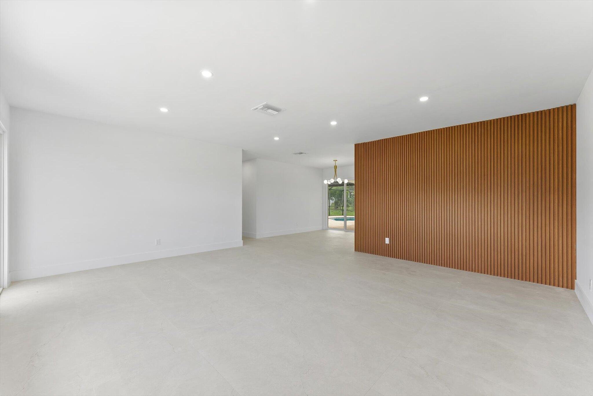 6873 S PLYMOUTH, Lake Worth FL 33462