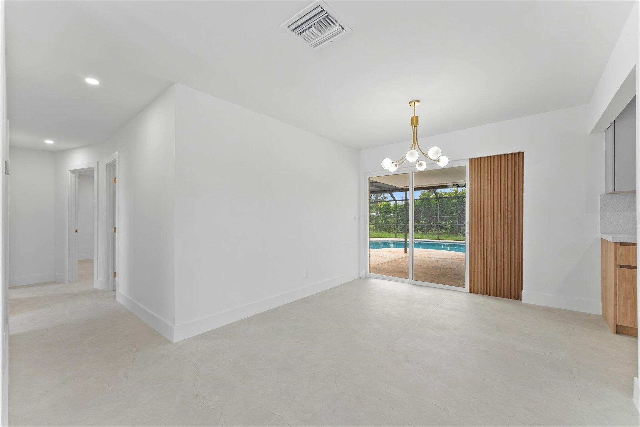 6873 S PLYMOUTH, Lake Worth FL 33462
