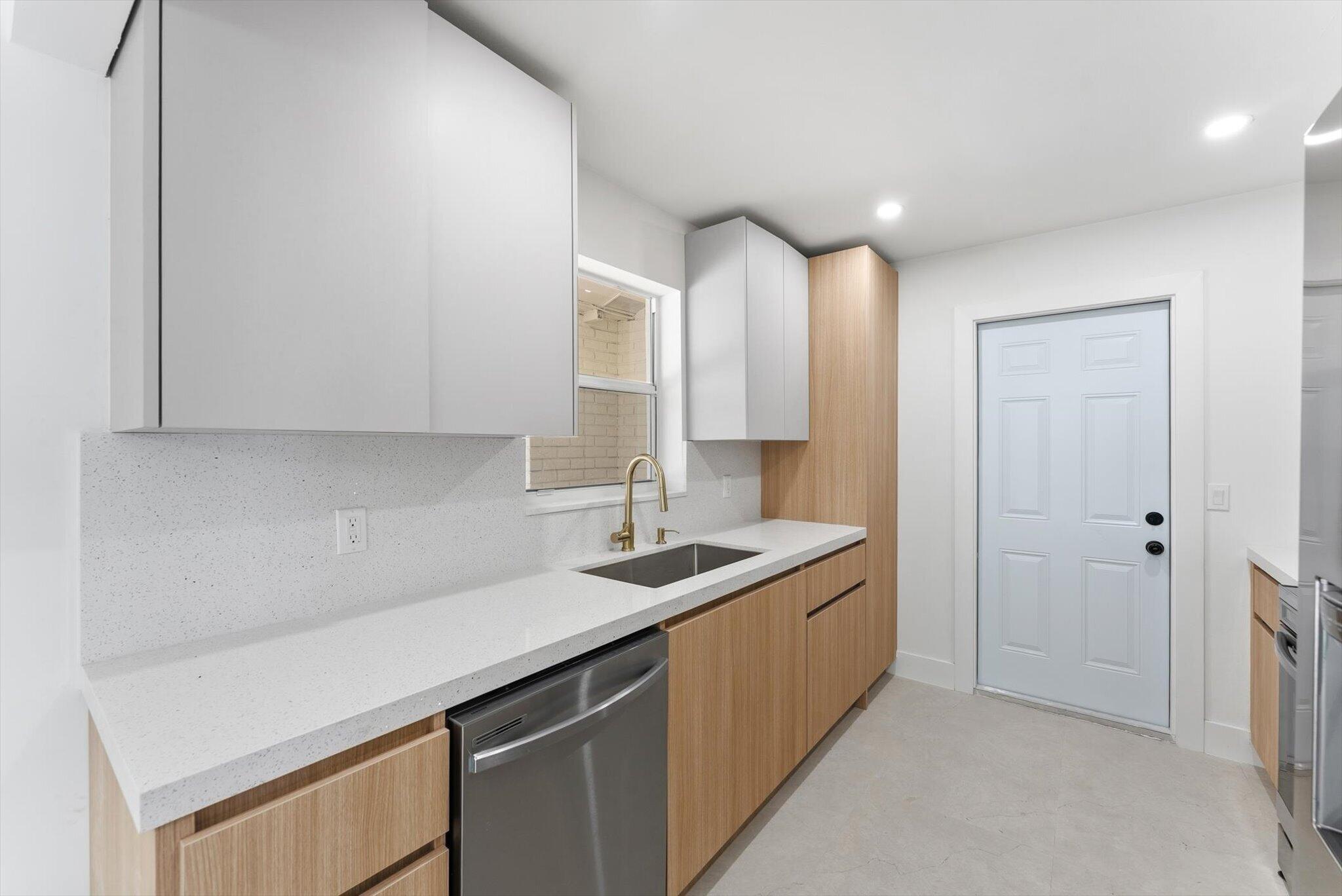 6873 S PLYMOUTH, Lake Worth FL 33462