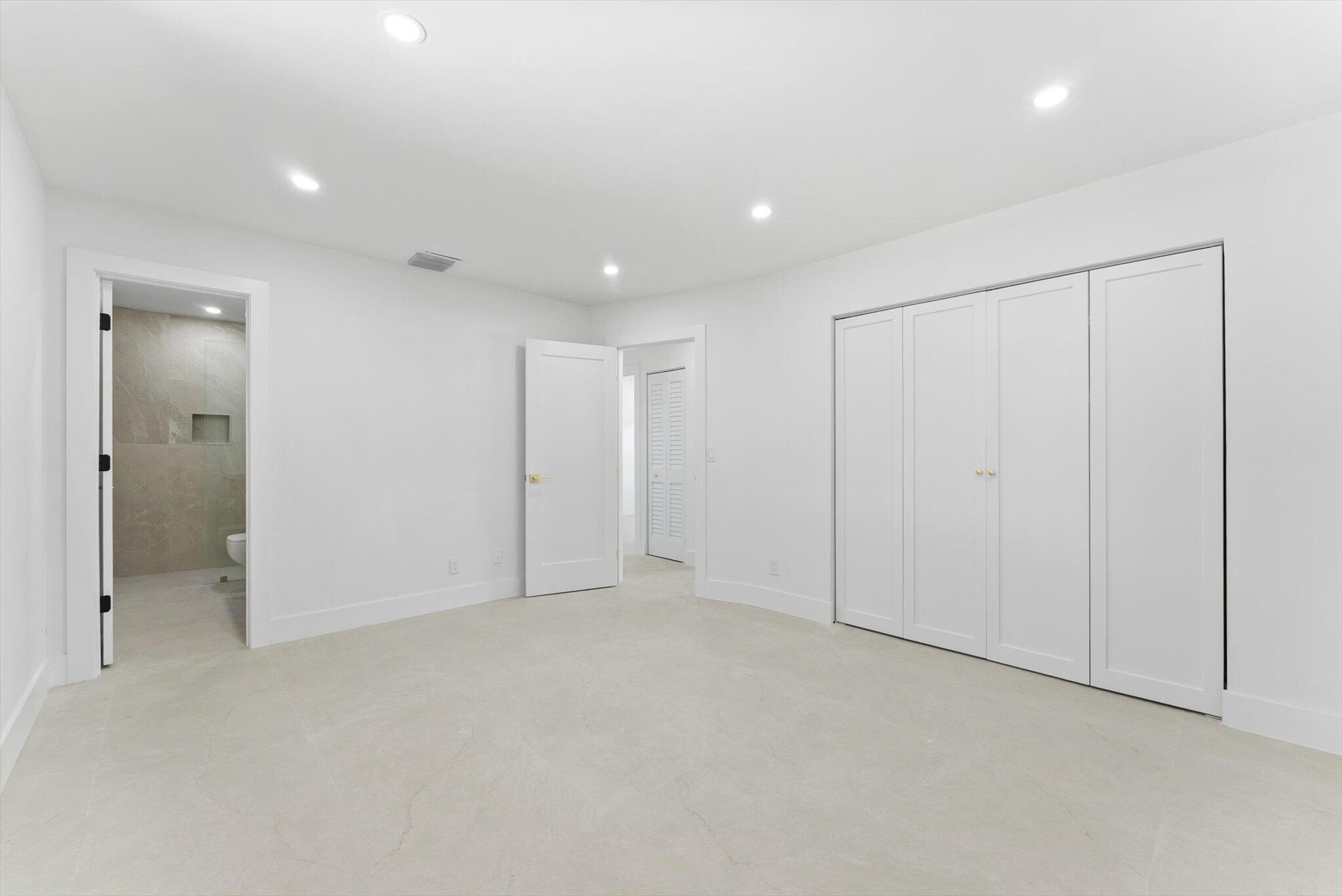 6873 S PLYMOUTH, Lake Worth FL 33462