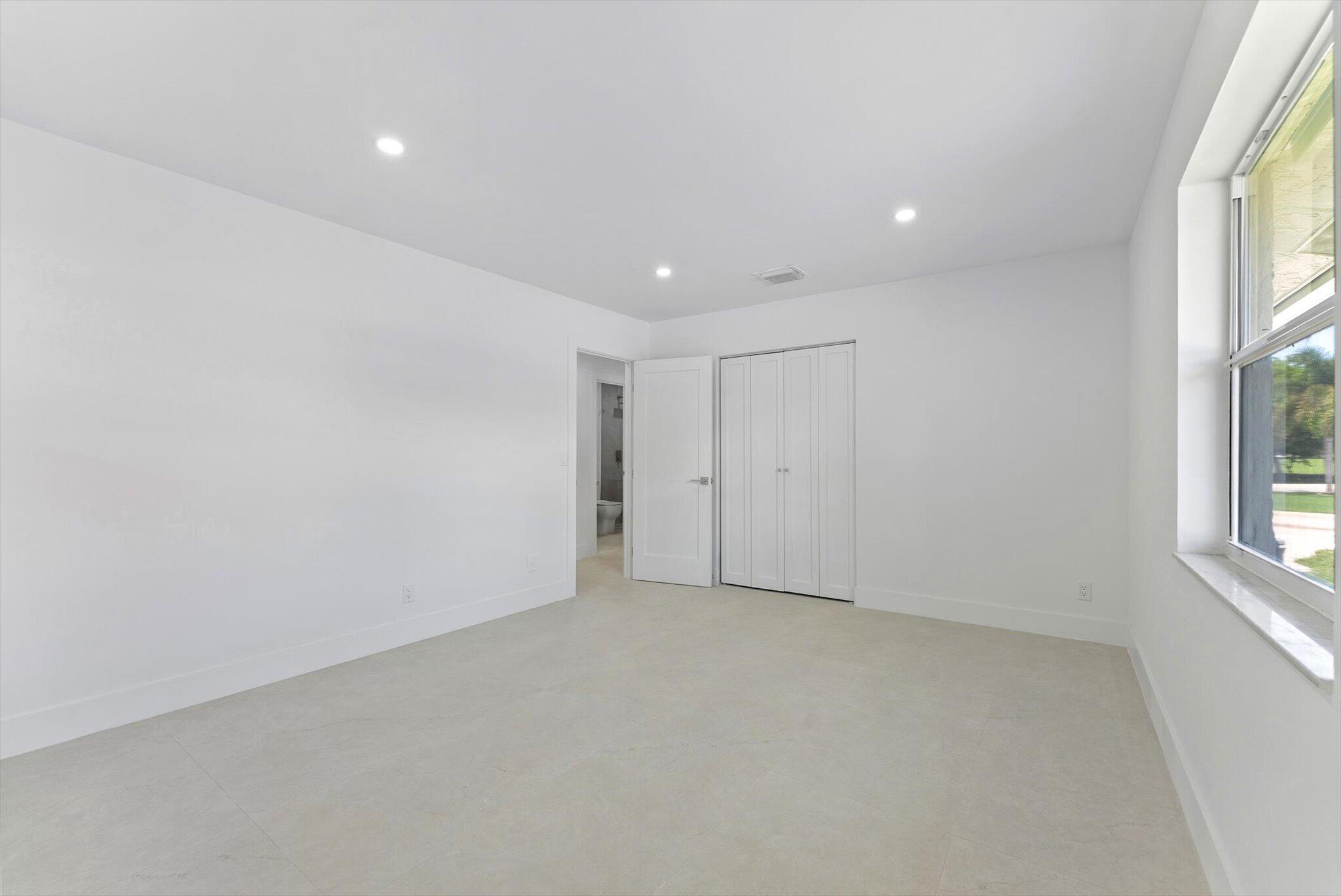 6873 S PLYMOUTH, Lake Worth FL 33462