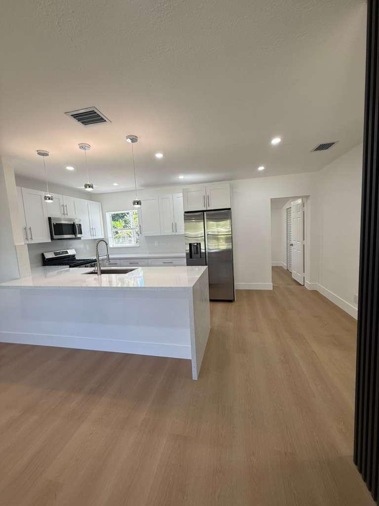 726 S 11TH, Lantana FL 33462