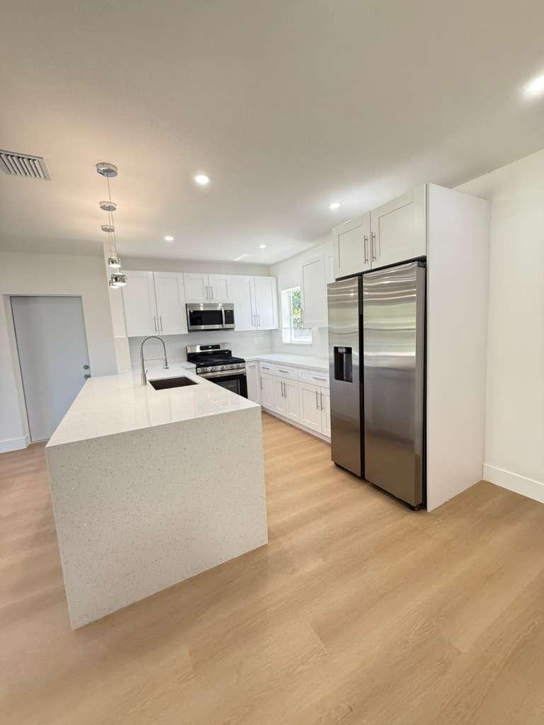 726 S 11TH, Lantana FL 33462